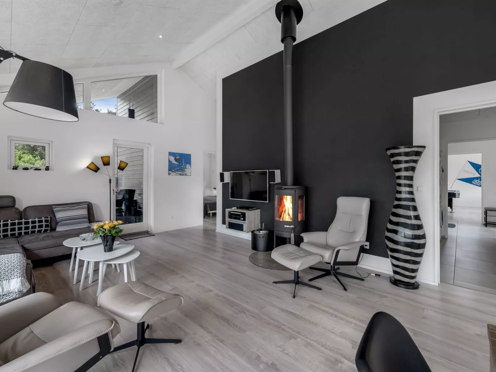 "Jonka" - 2km from the sea-Binnen