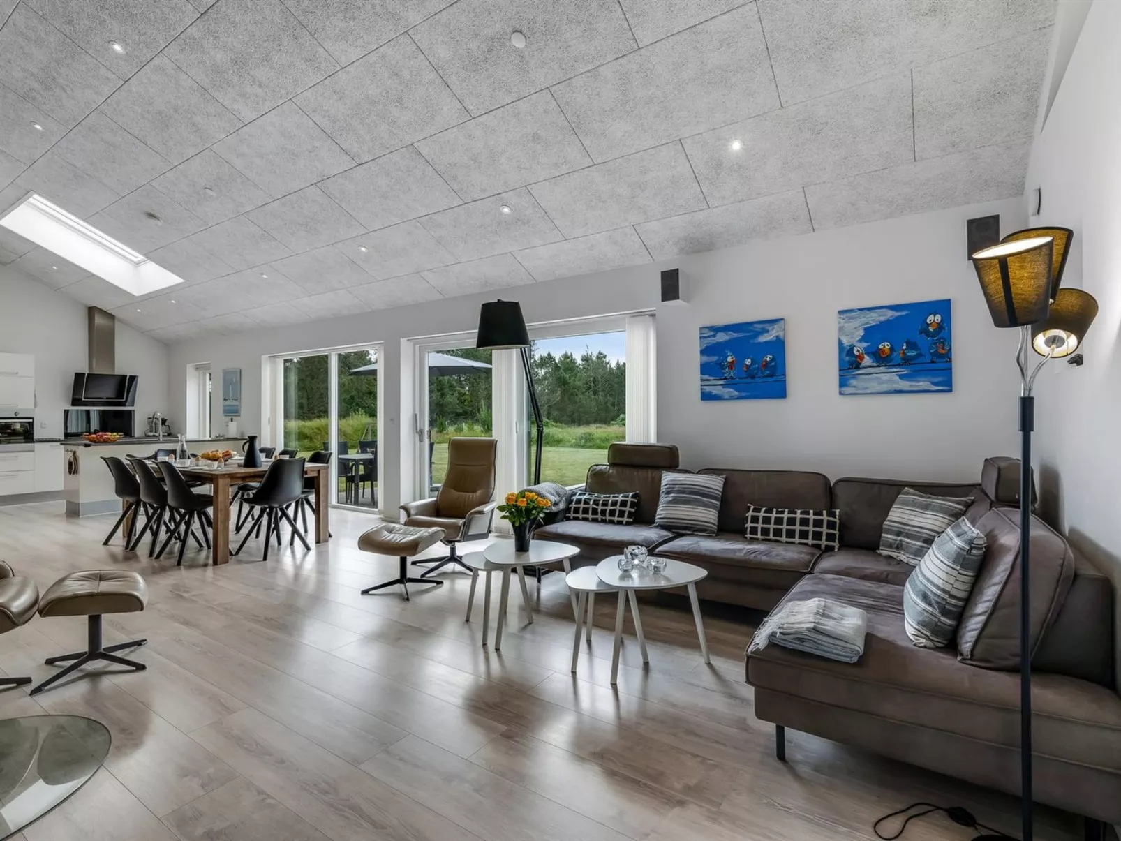 "Jonka" - 2km from the sea-Binnen