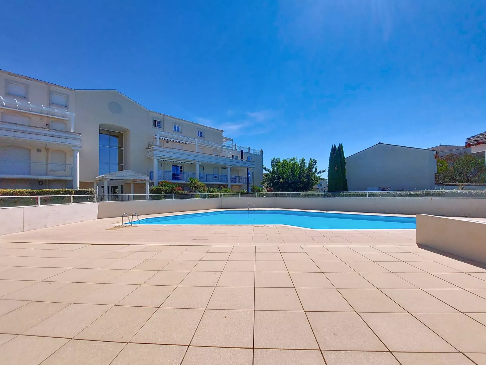 Les Hautes Folies-Buiten