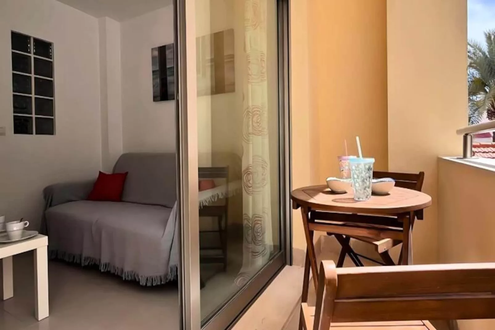 Appartement Lumineux &agrave; 50m De La Plage Avec Piscine Et Parking