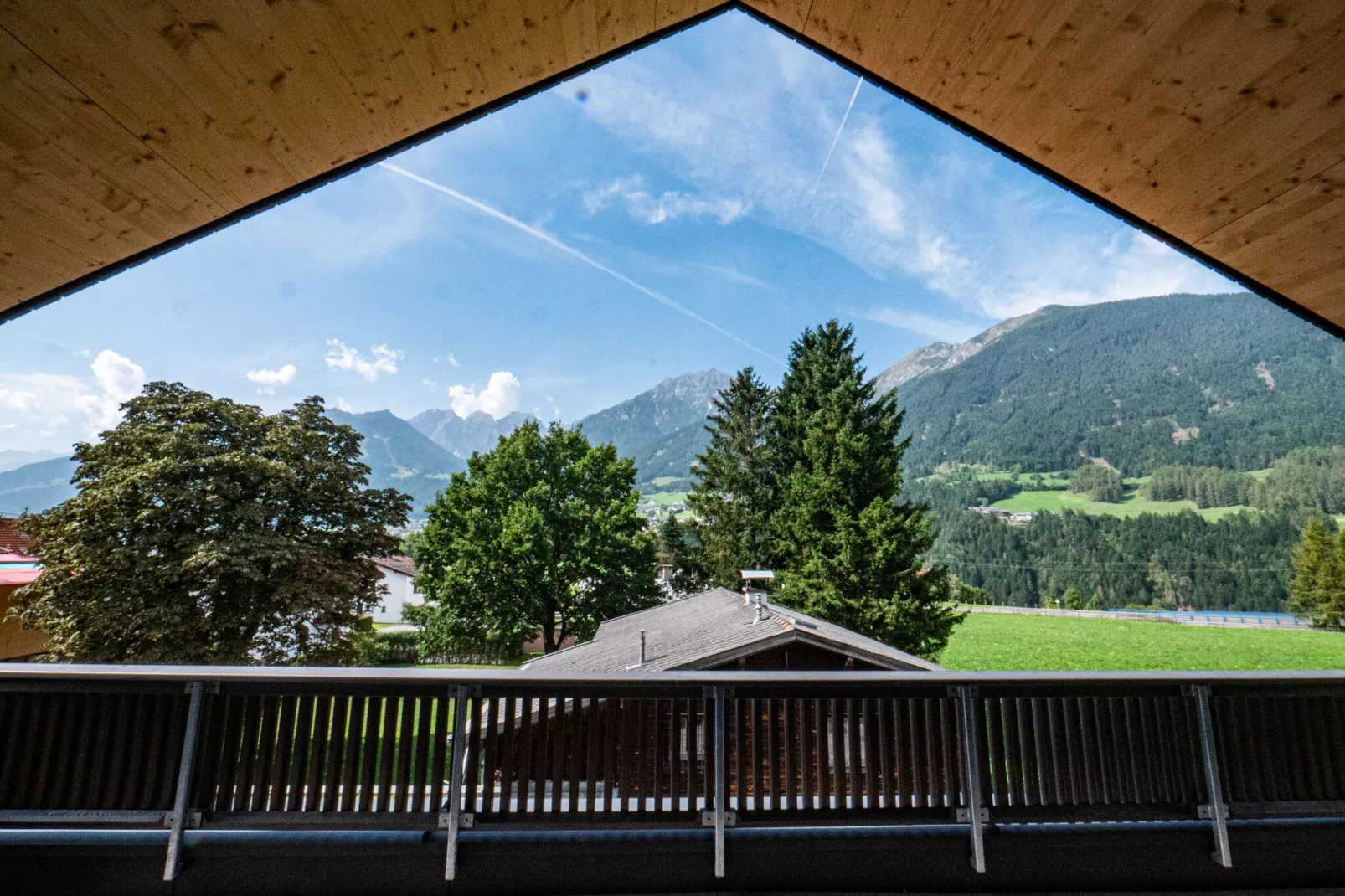 Penthaus in Mieders-Uitzicht zomer