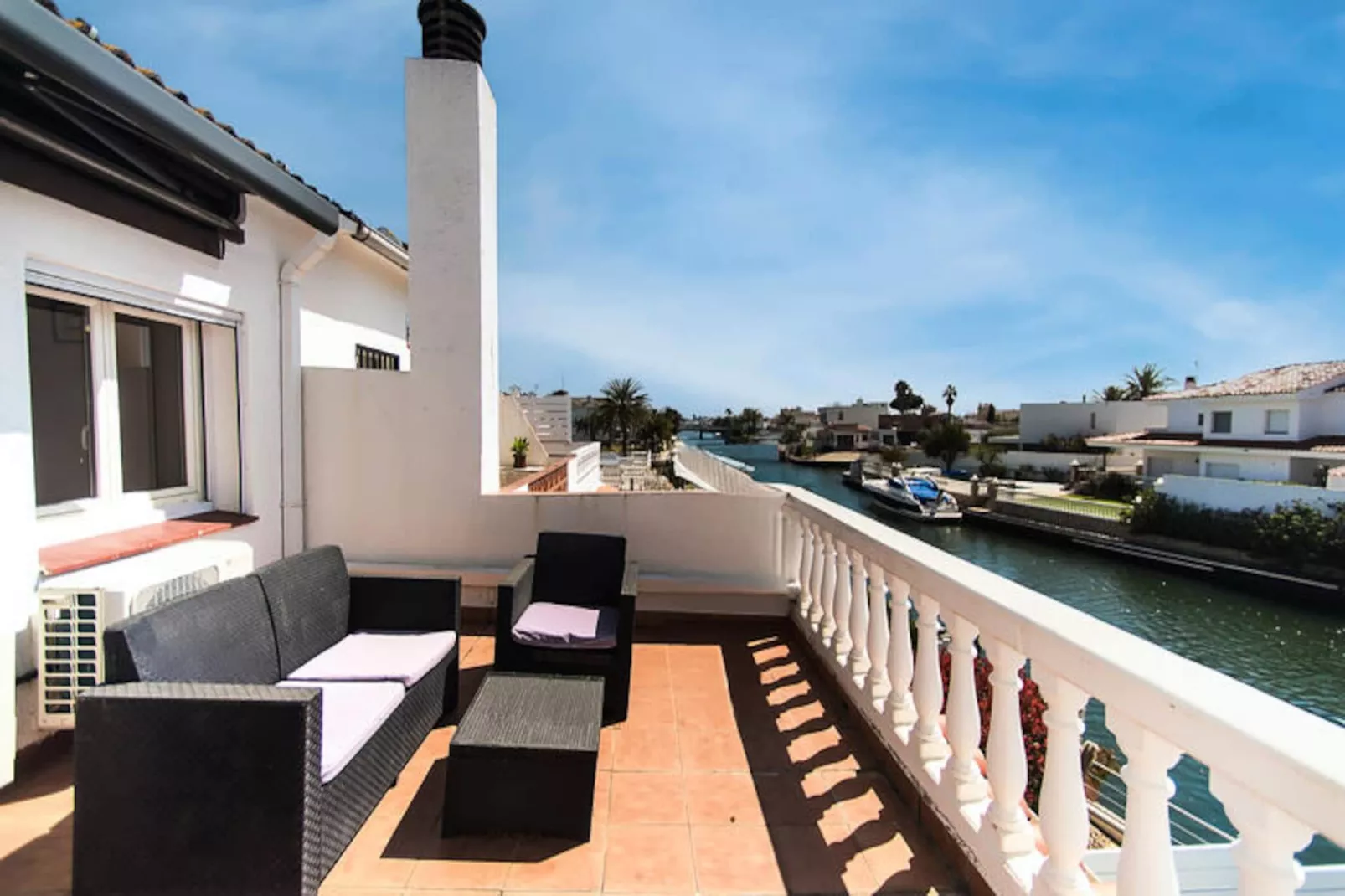 Maison à Empuriabrava-Niet-getagd