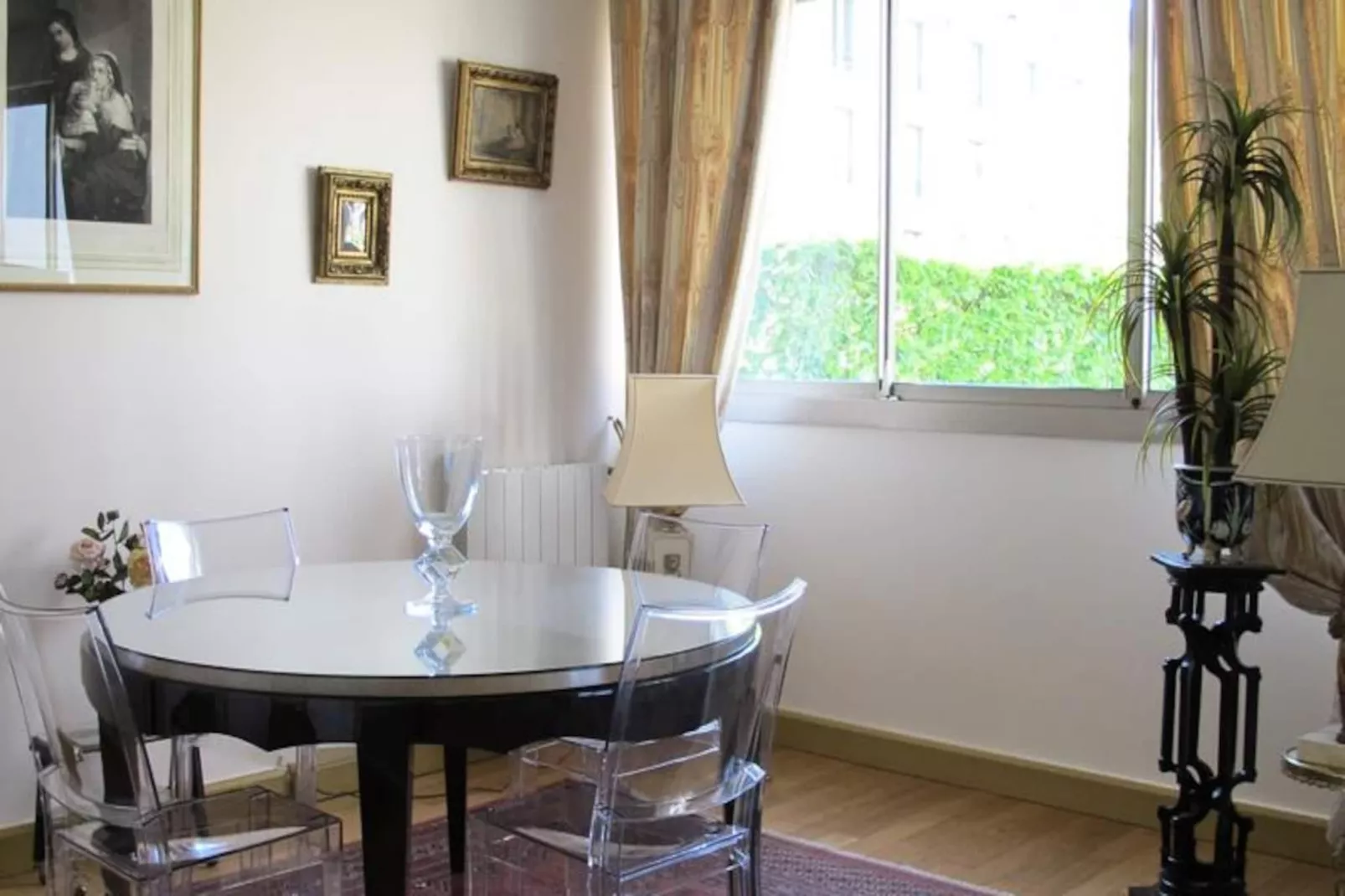 Appartements à Paris-Niet-getagd