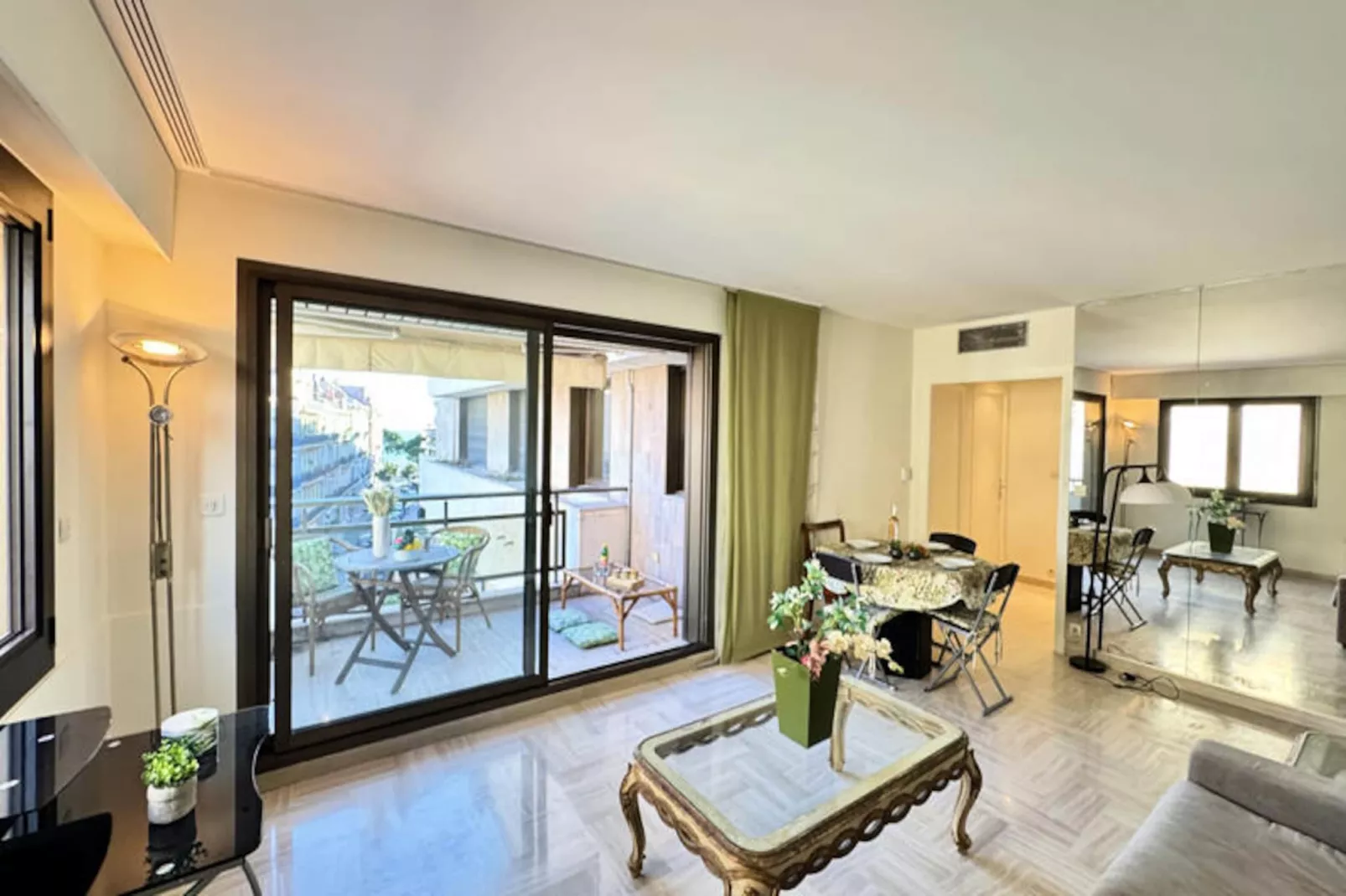 Appartements à Cannes-Niet-getagd