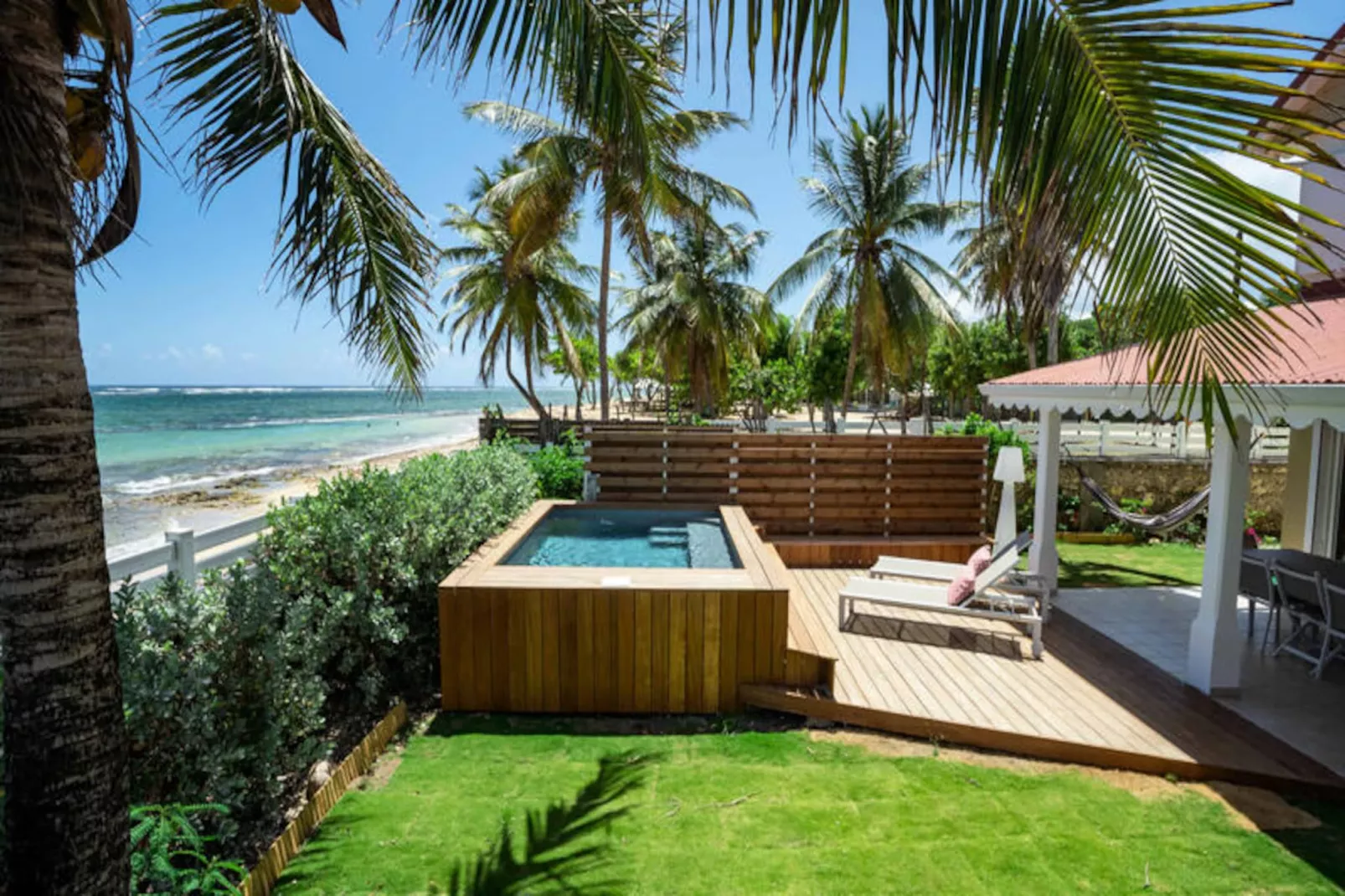 Maison à Le Moule-Niet-getagd