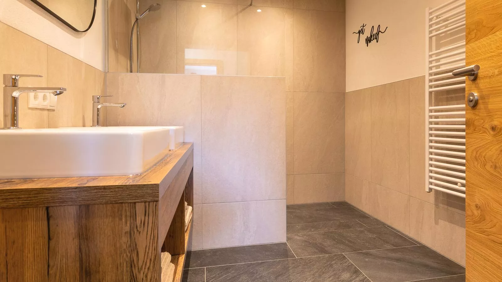 Appart Zell-Badkamer