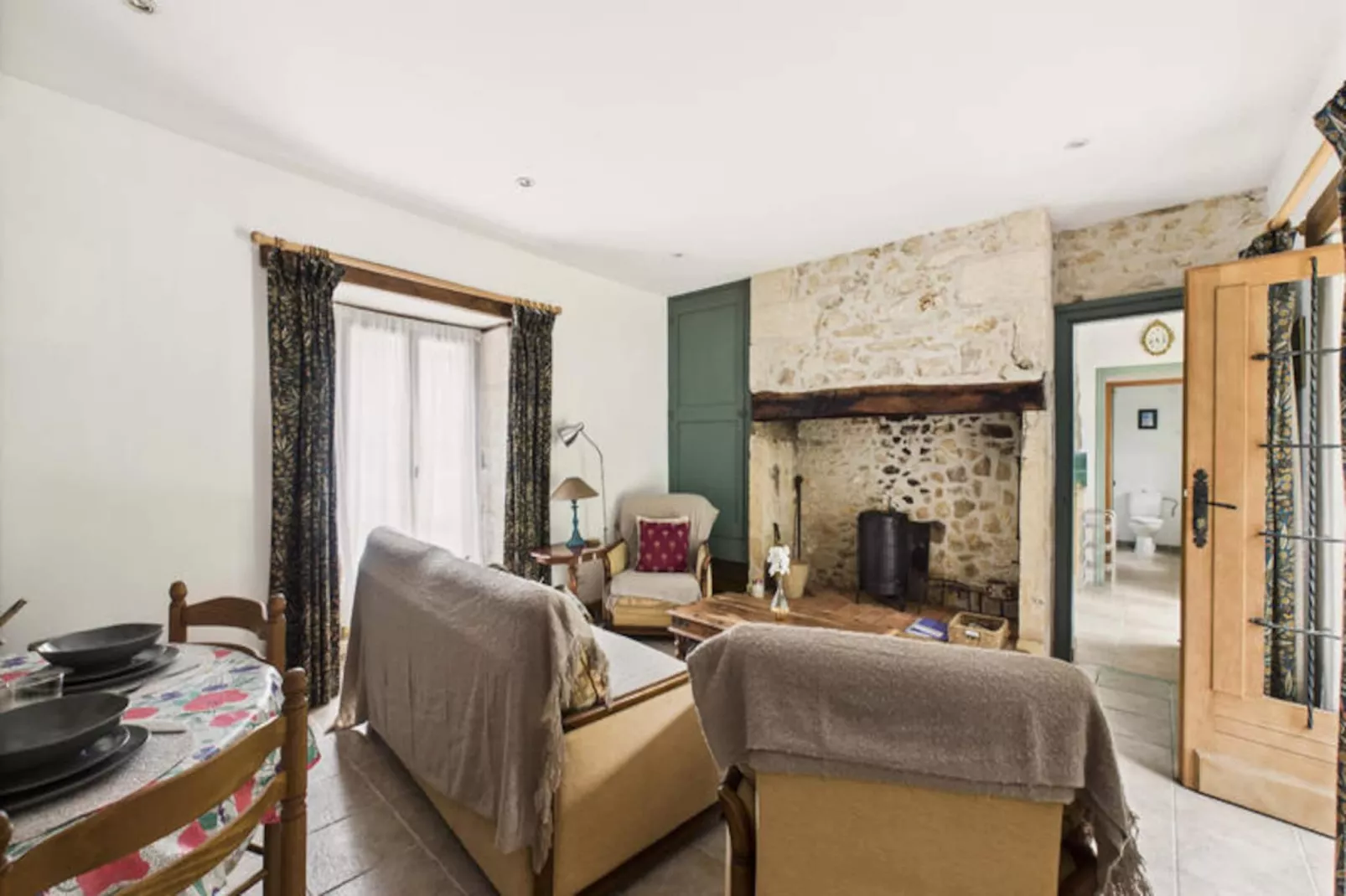 Maison à Montignac-Niet-getagd