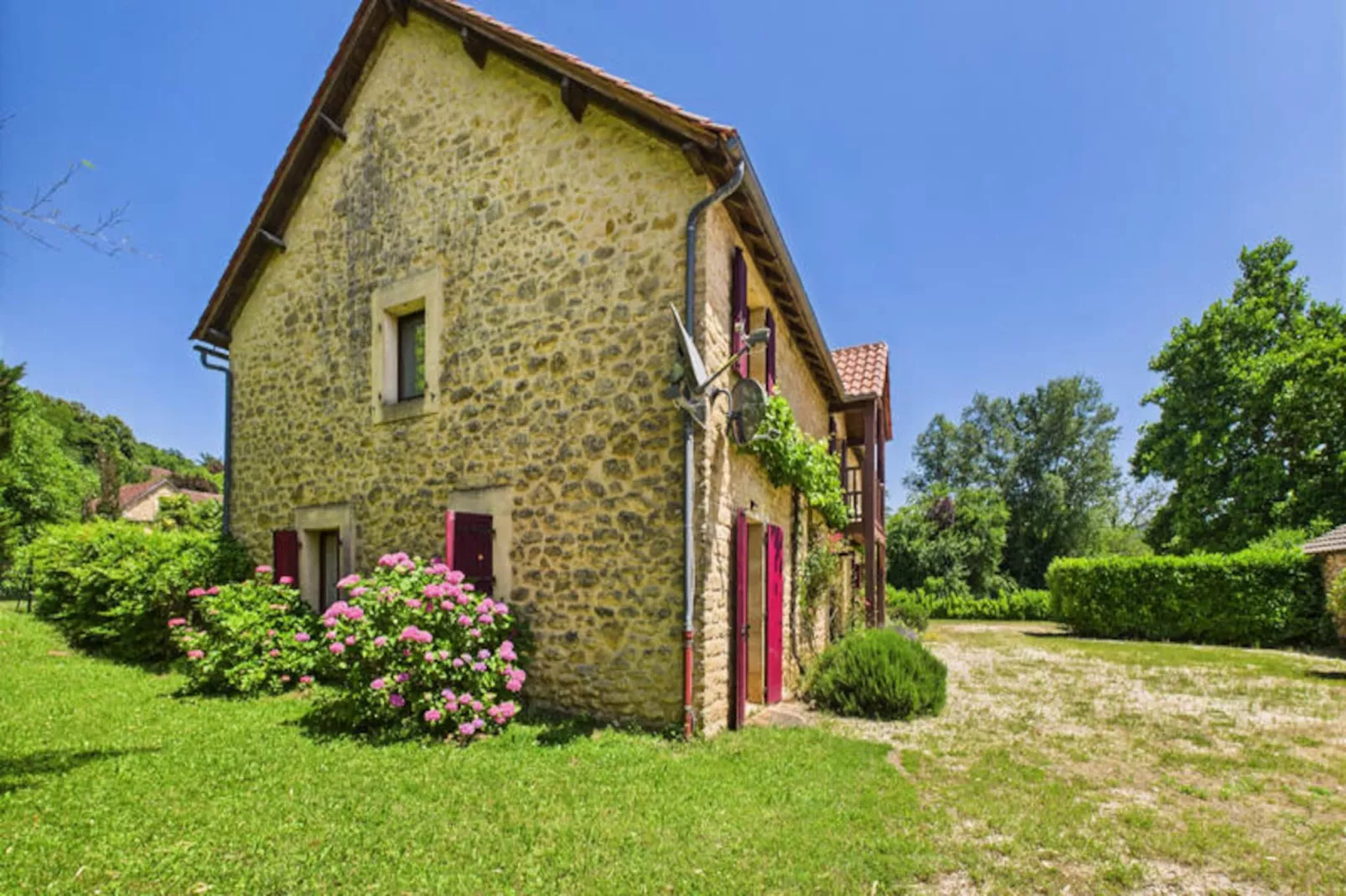 Maison à Peyzac le Moustier-Niet-getagd