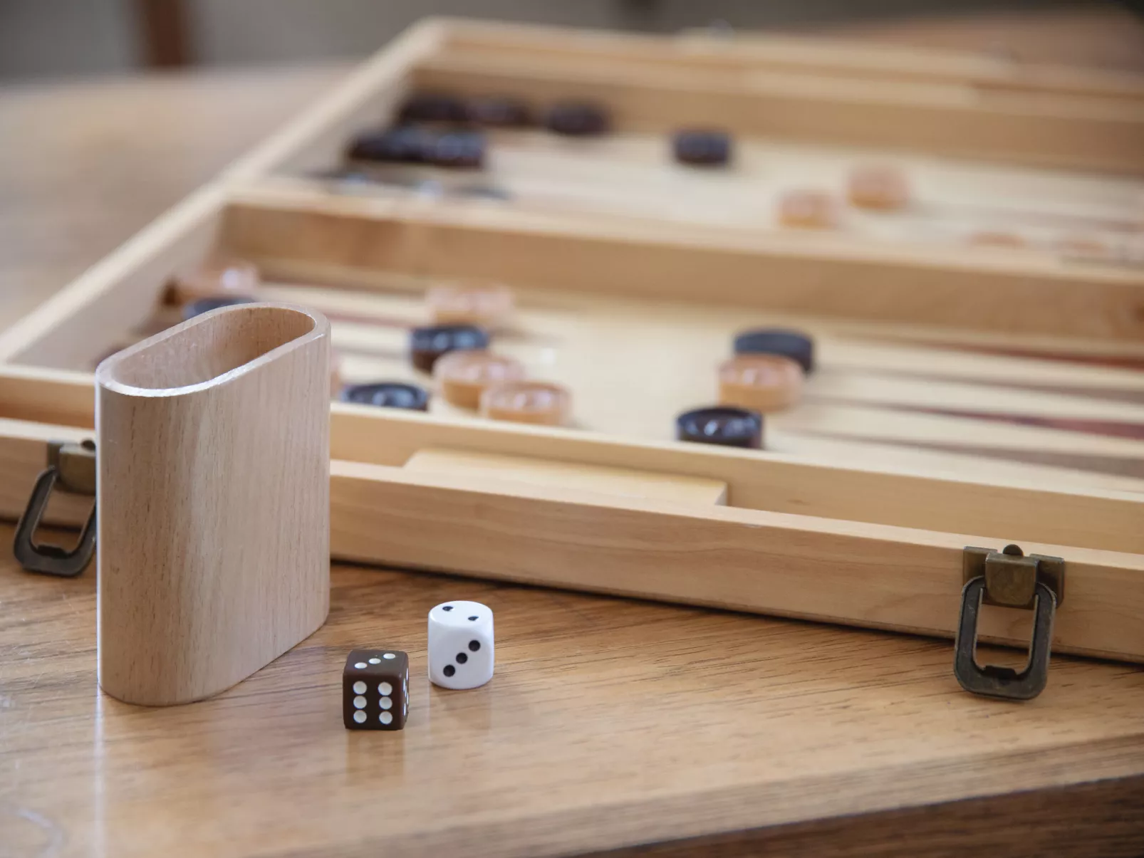 Tschingelhorn Apt. R-Binnen