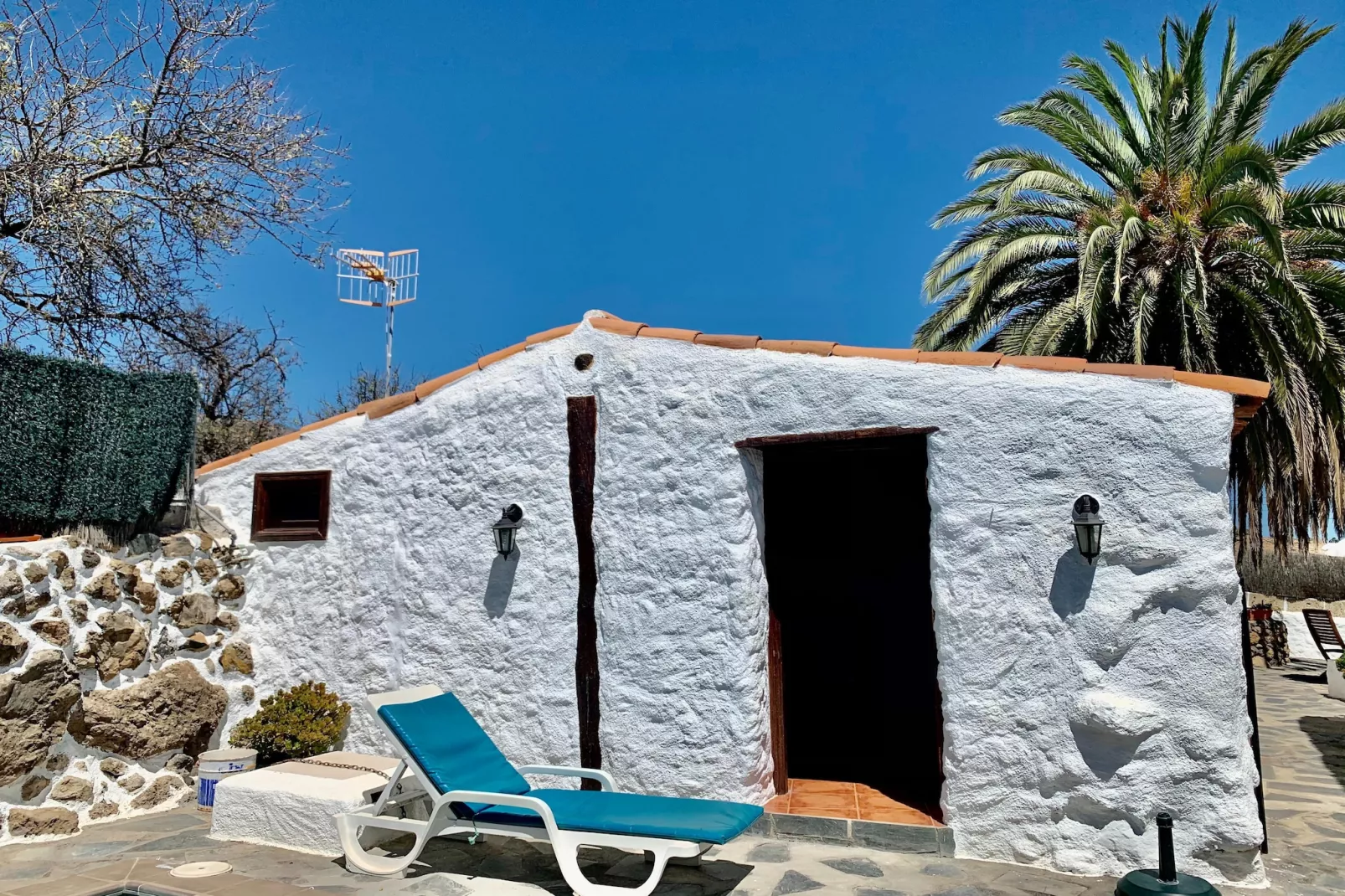 Casa Rural Las Perez-Buitenkant zomer