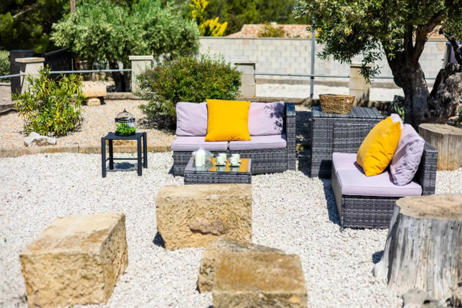 Maison à Ibi-Niet-getagd