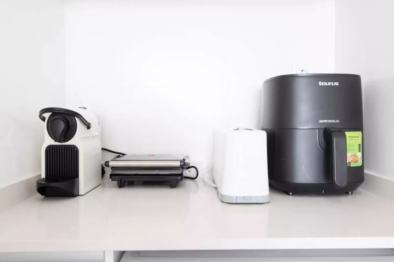 Appartements à Canet d'En Berenguer-Niet-getagd