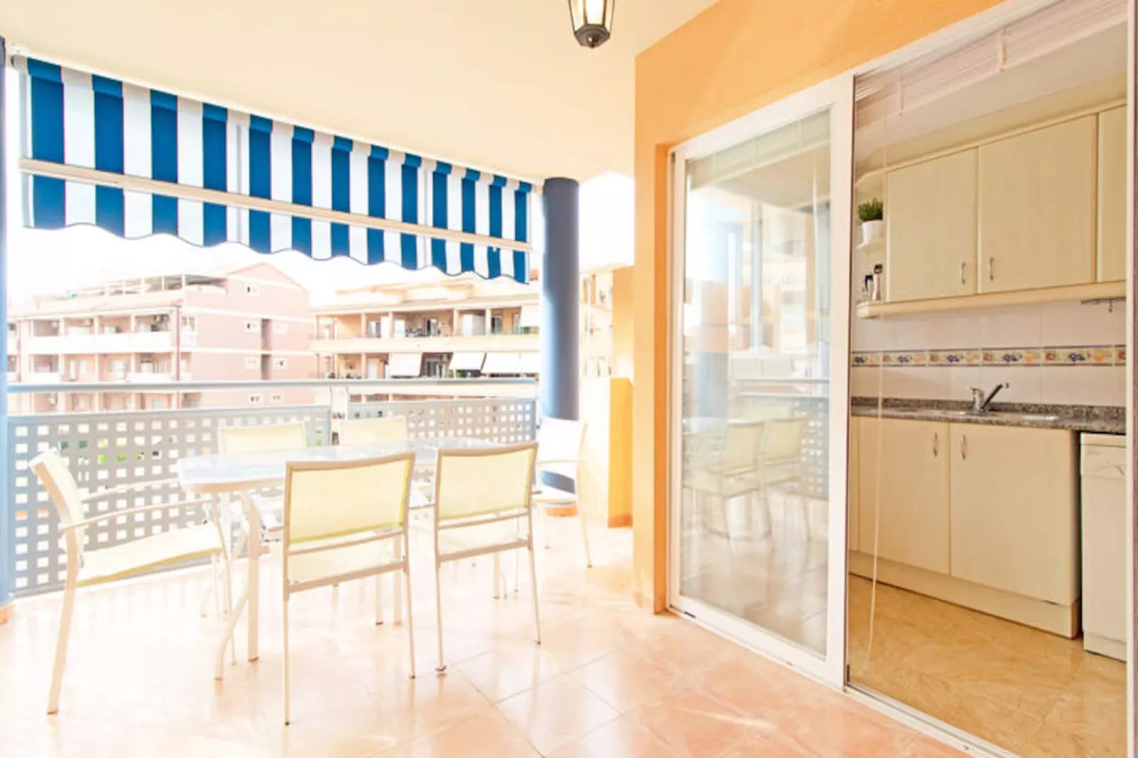 Appartements à Canet d'En Berenguer-Niet-getagd