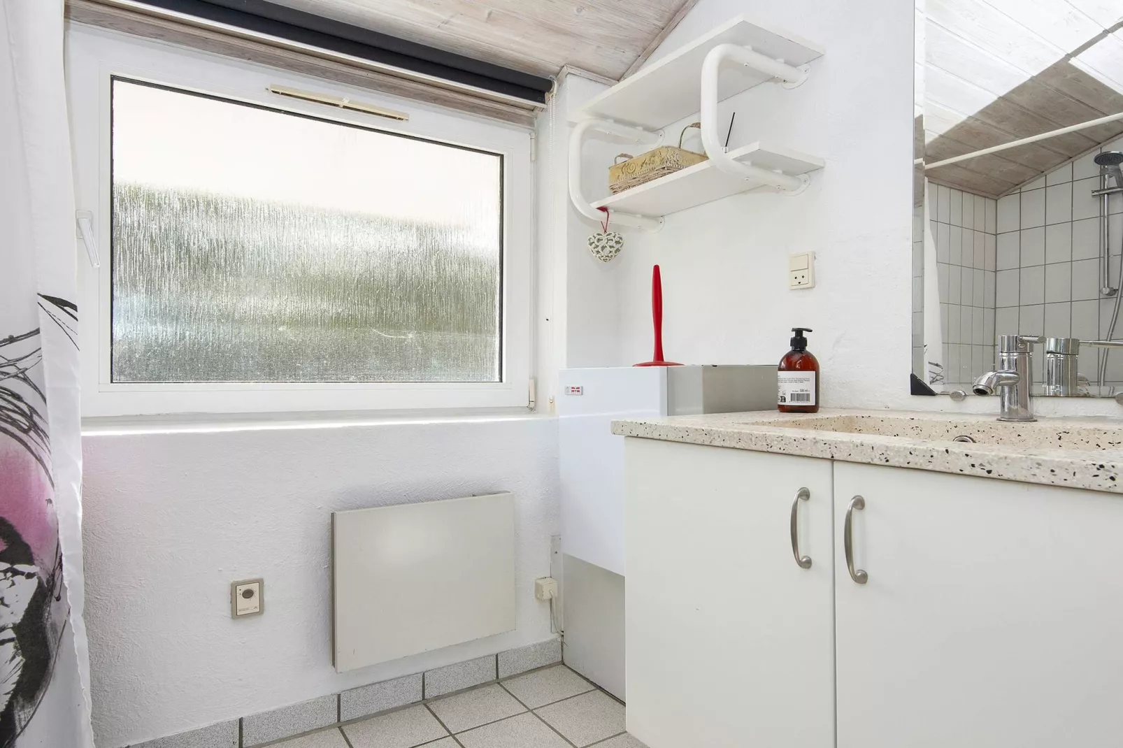 3 room,2 levels,dishwasher-Binnen