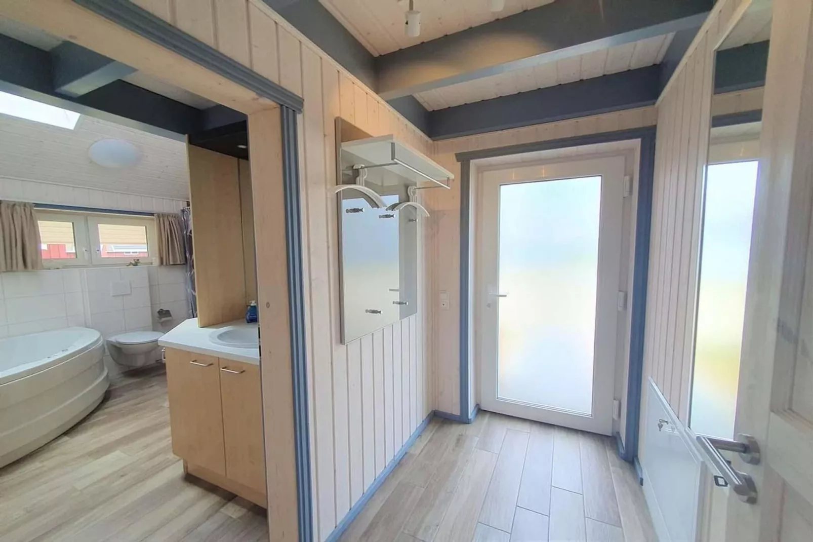 Seeschwalbe Classic 313-Badkamer