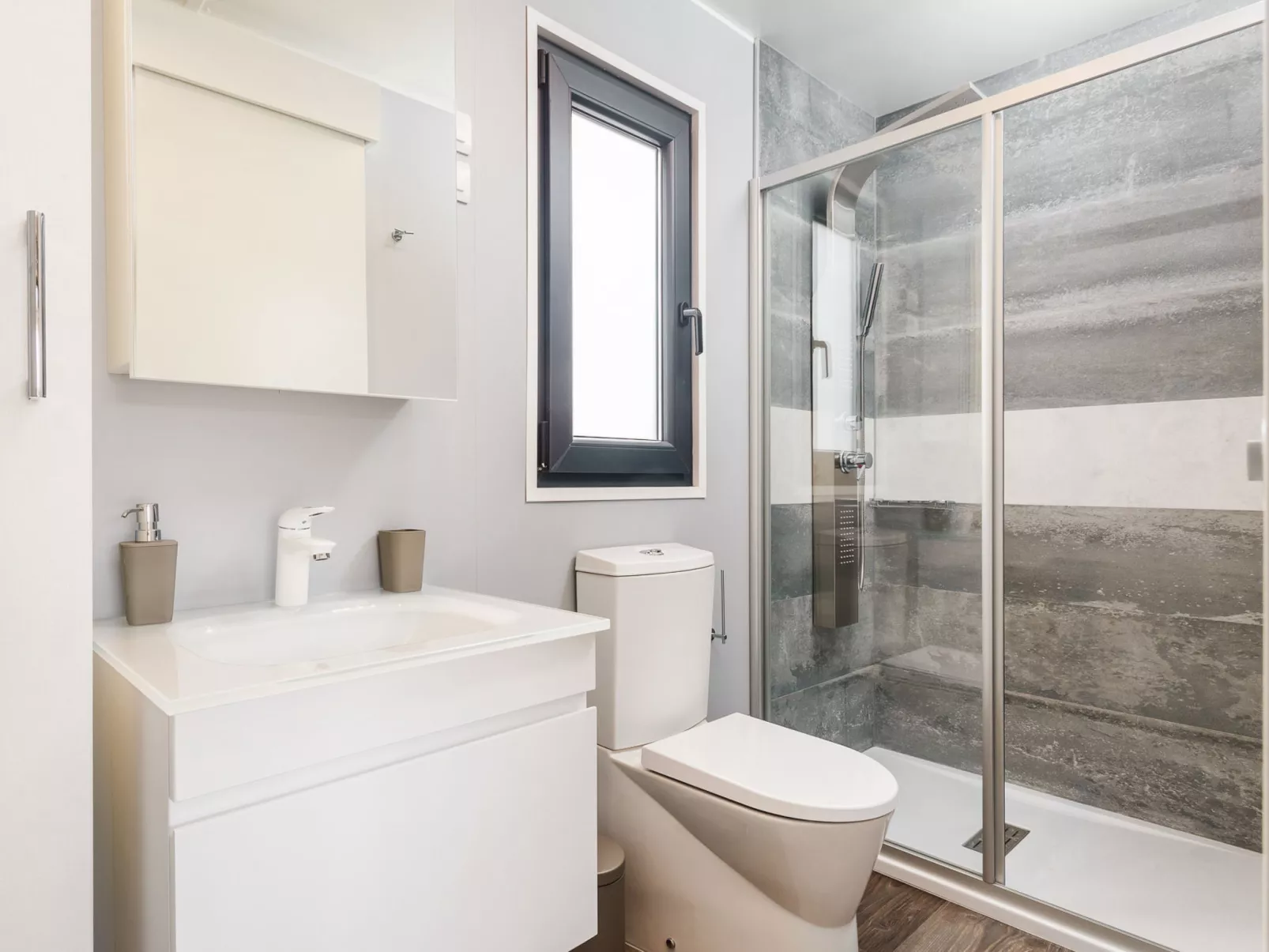 Camping Santa Marina-Binnen