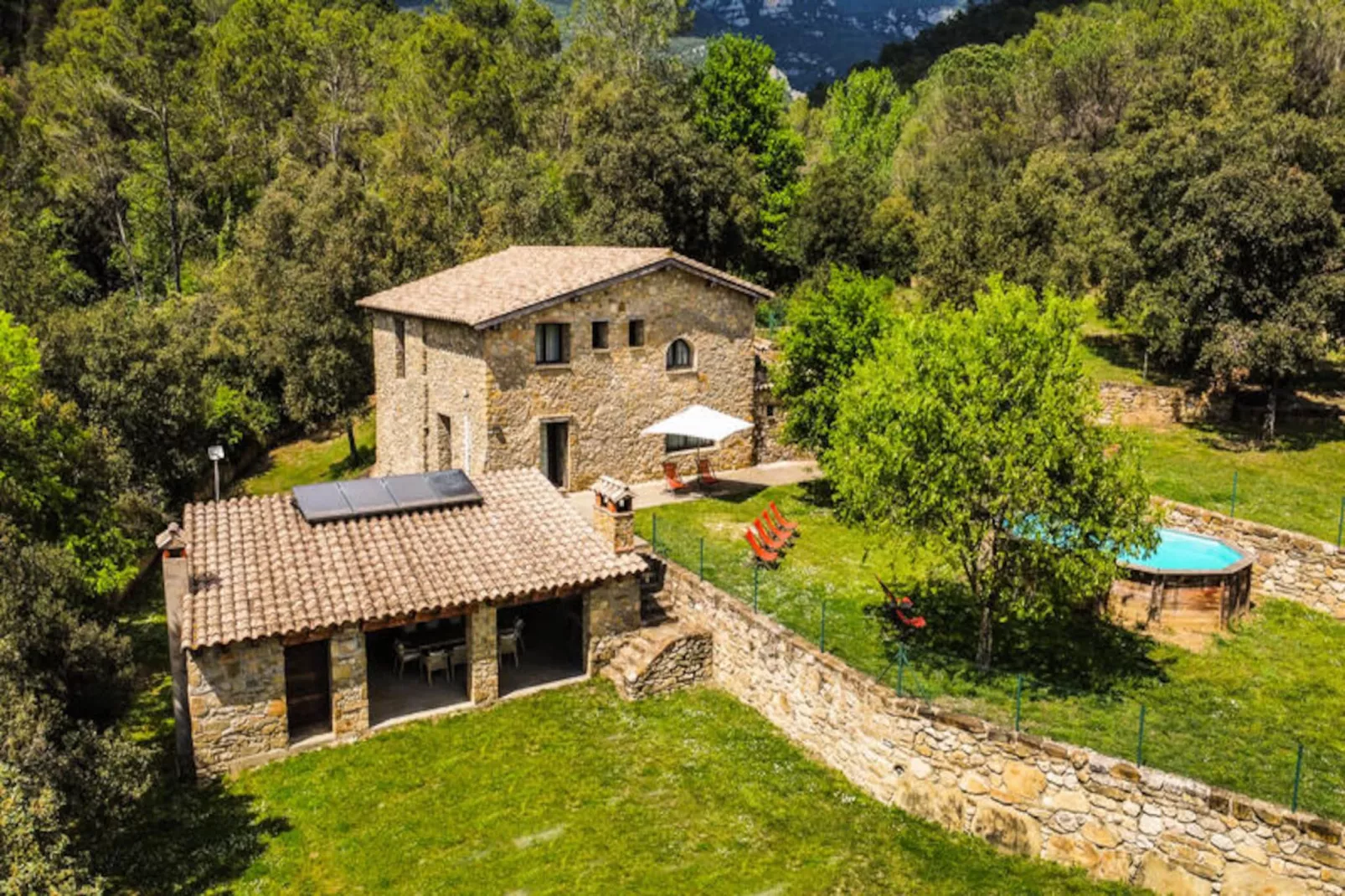 Mobil Home - Bungalow - Cottage à Beuda-Niet-getagd