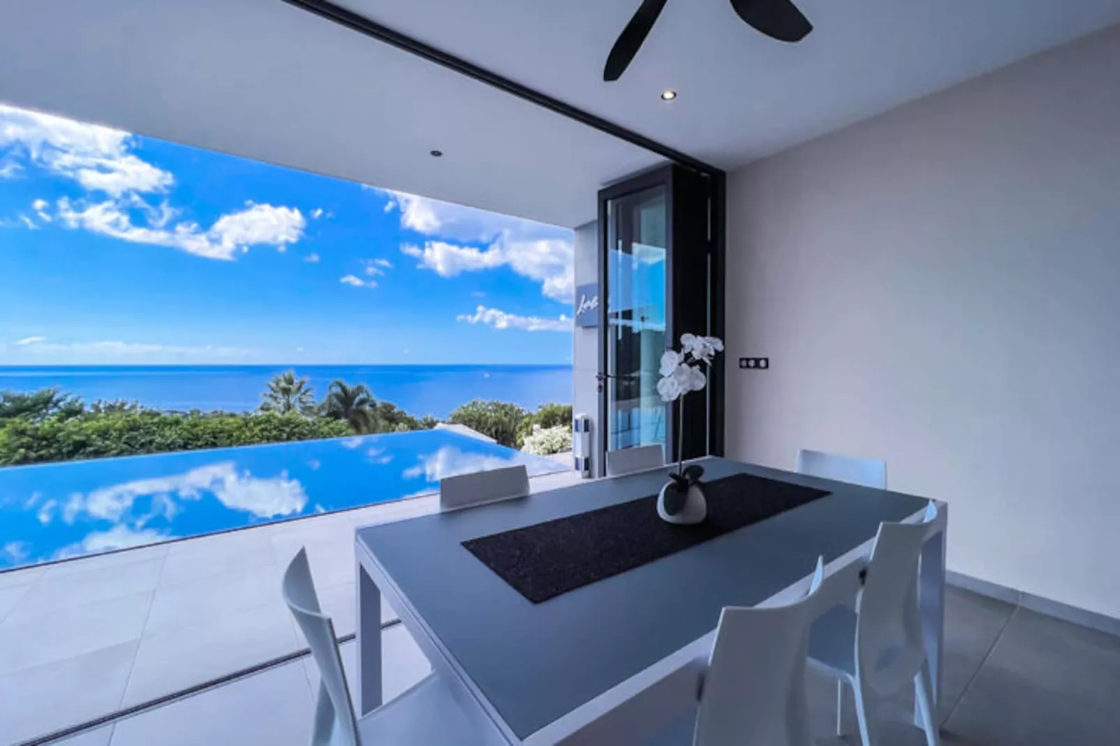 Maison à Bouillante-Niet-getagd