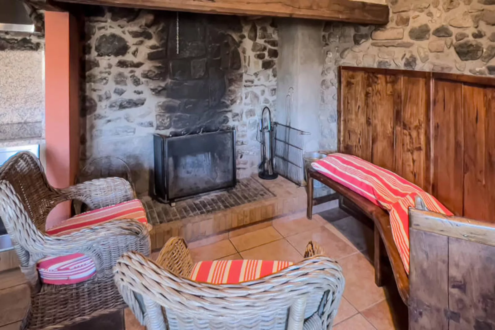 Appartements à Sant Feliu de Pallerols-Niet-getagd