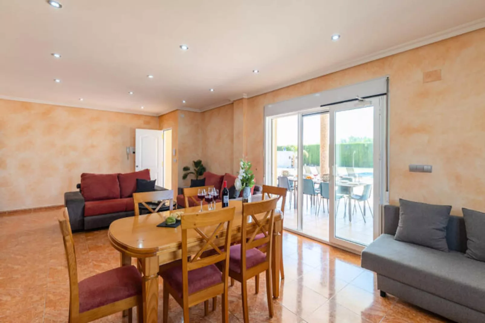 Maison à Crevillent-Niet-getagd