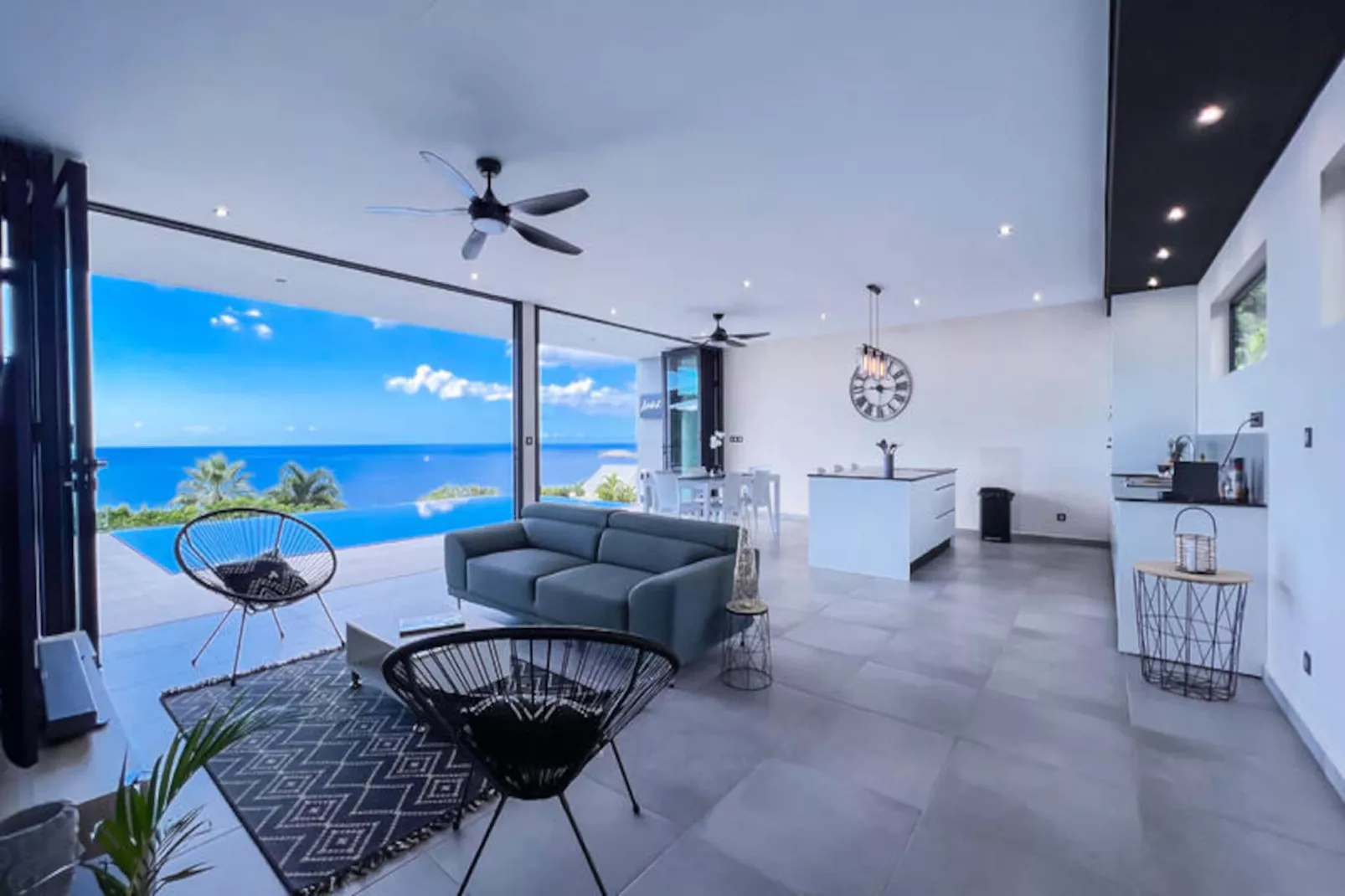 Maison à Bouillante-Niet-getagd