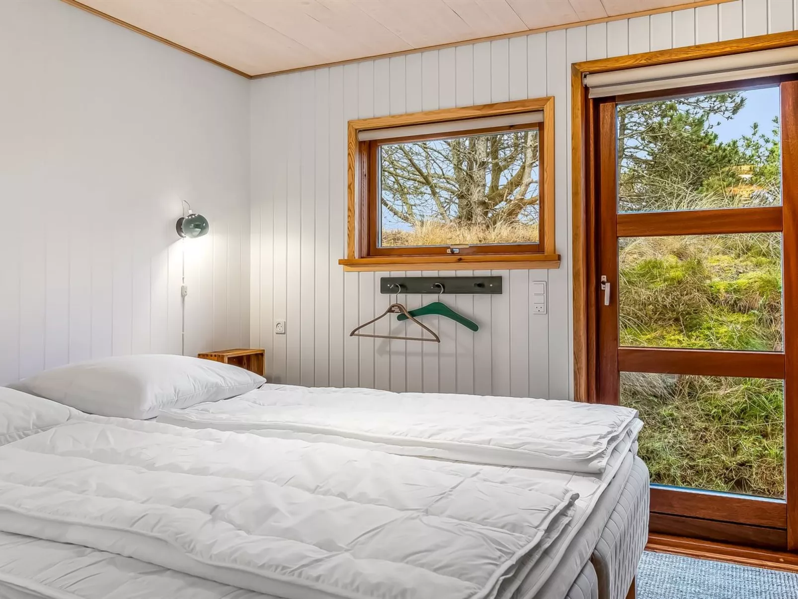 "Anneka" - 750m from the sea-Binnen