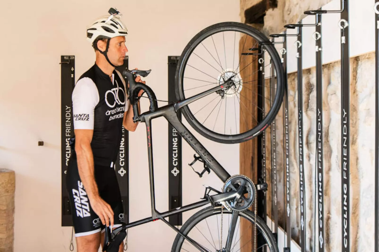 Mobil Home - Bungalow - Cottage à Montagut i Oix-Niet-getagd