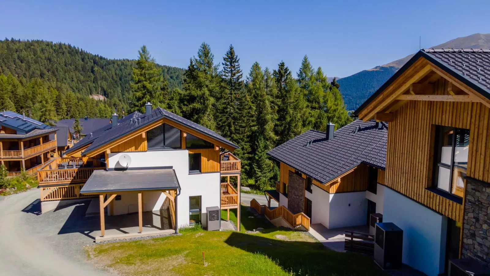 Atemlos Mountain Chalet-Buitenkant zomer