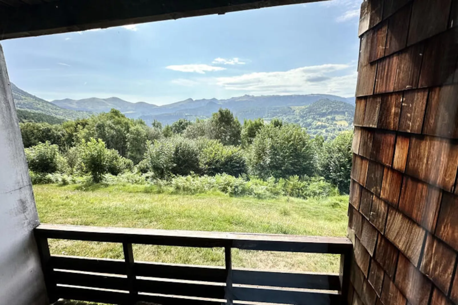 Appartements à Murat Le Quaire-Niet-getagd