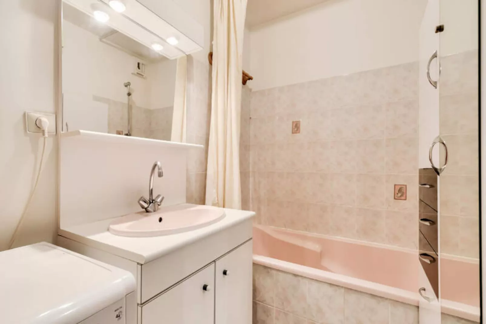 Appartements à Les Sables d'Olonne-Niet-getagd