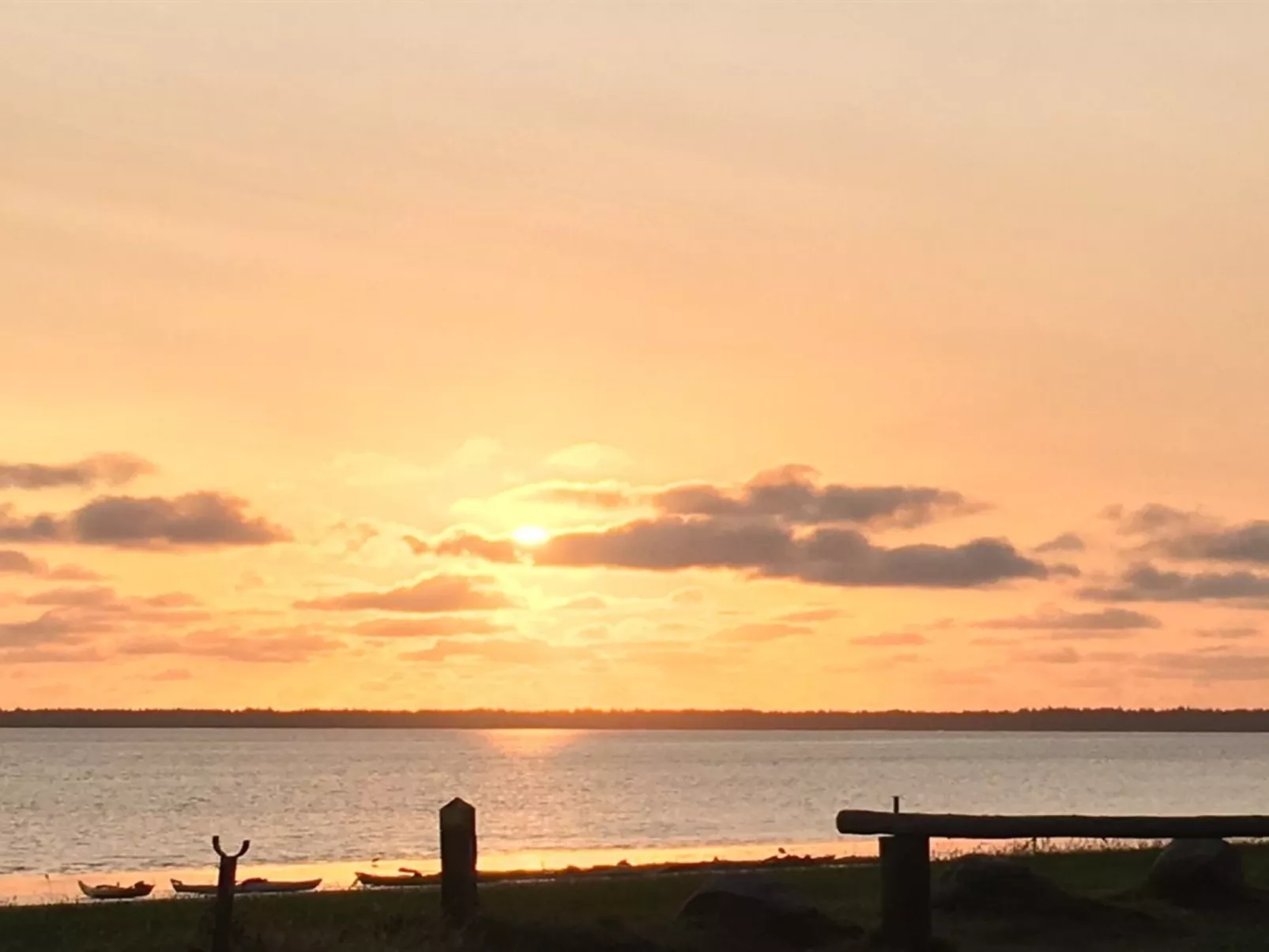 "Iwa" - 15m from the sea-Buiten