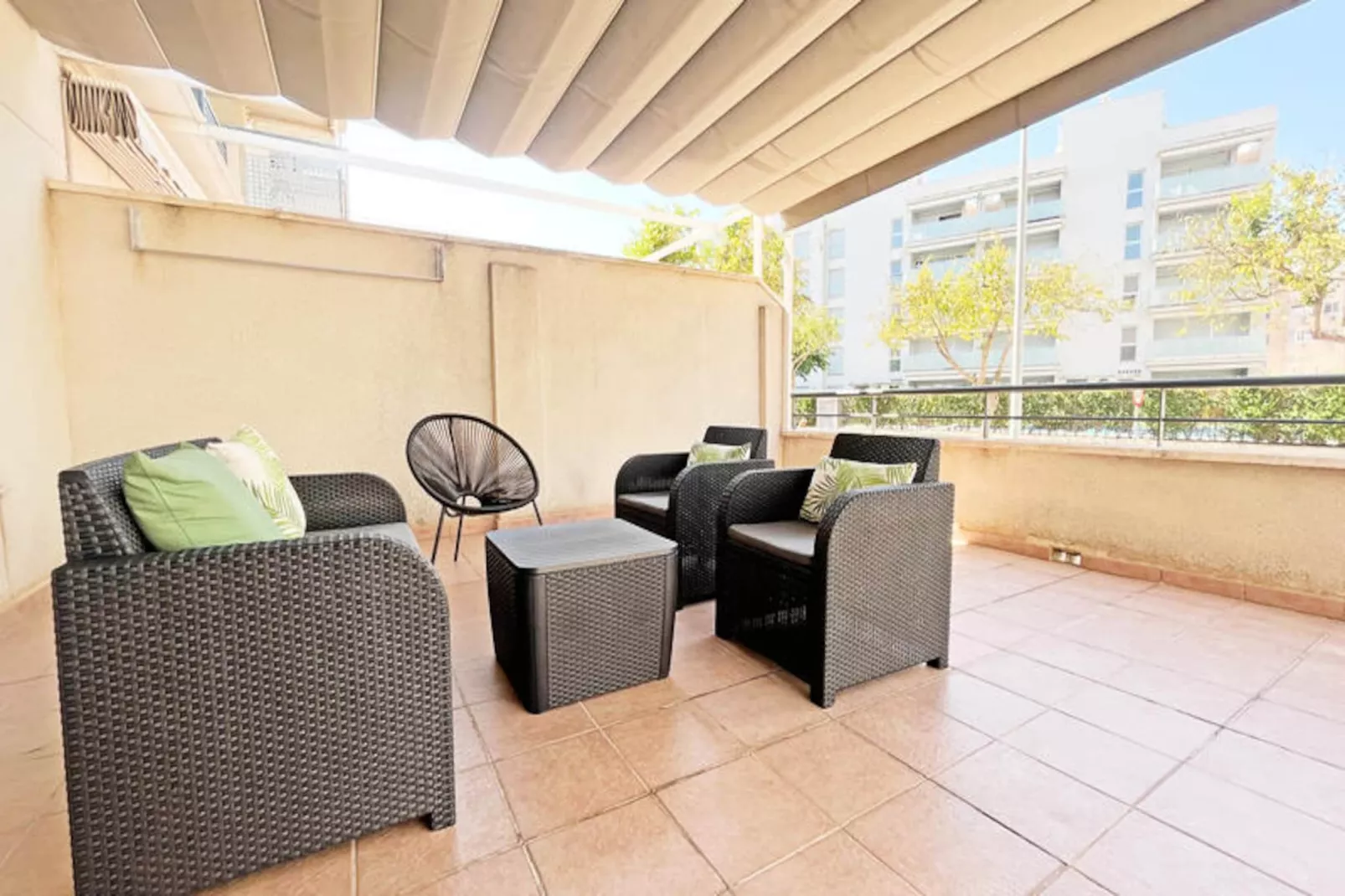 Appartements à Canet d'En Berenguer-Niet-getagd