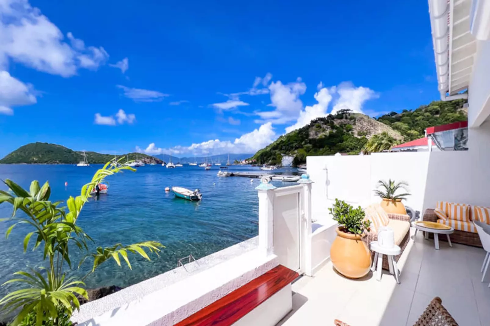 Maison à Terre de Haut-Niet-getagd