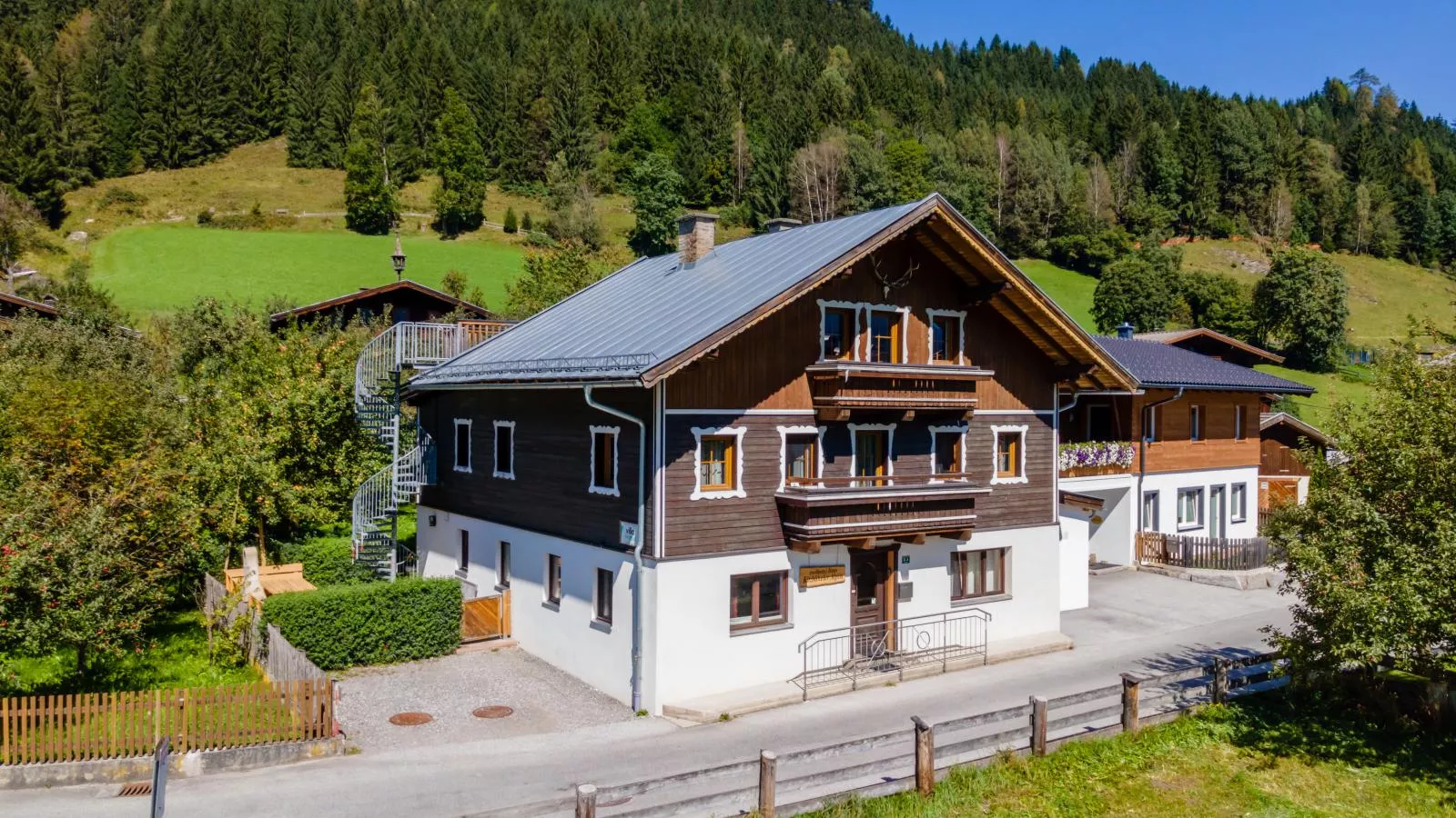 Kitzbüheler Alpen XL-Buitenkant zomer