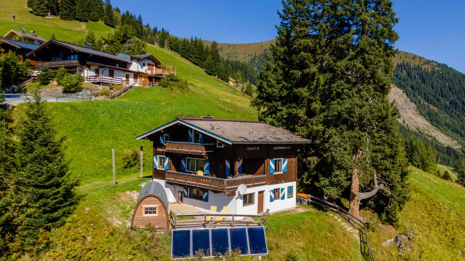 Chalet H XL-Buitenkant zomer