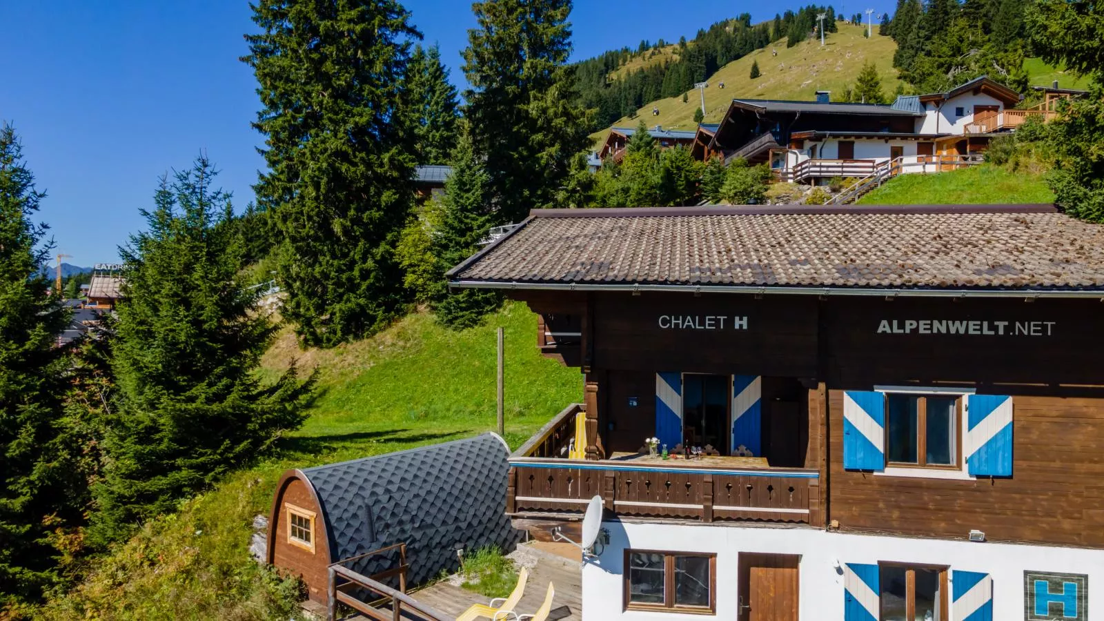 Chalet H XL-Buitenkant zomer