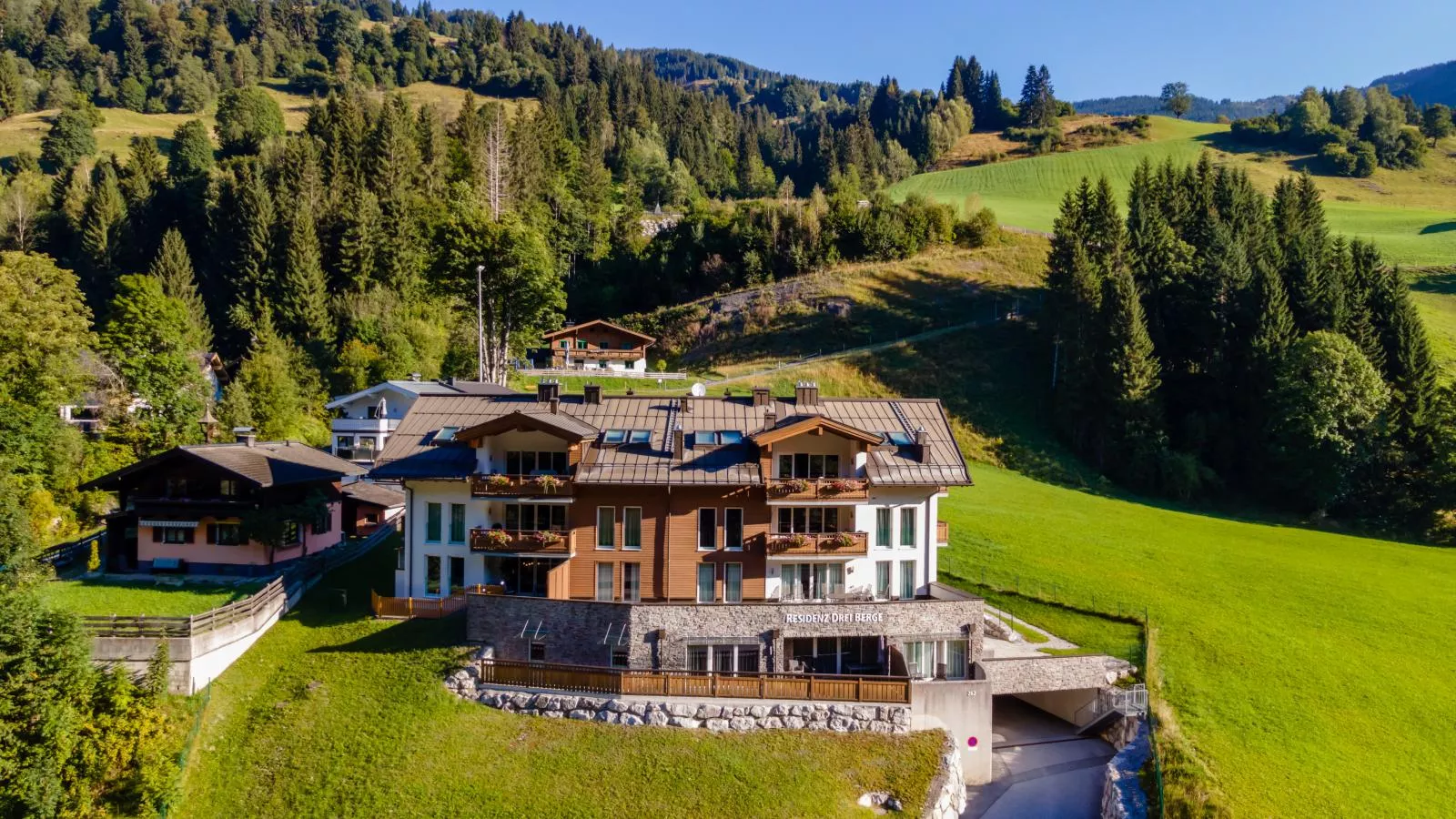 Saalbach Hinterglemm-Buitenkant zomer