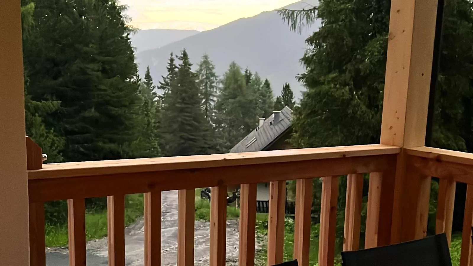 Romantik Mountain Chalet-Uitzicht zomer