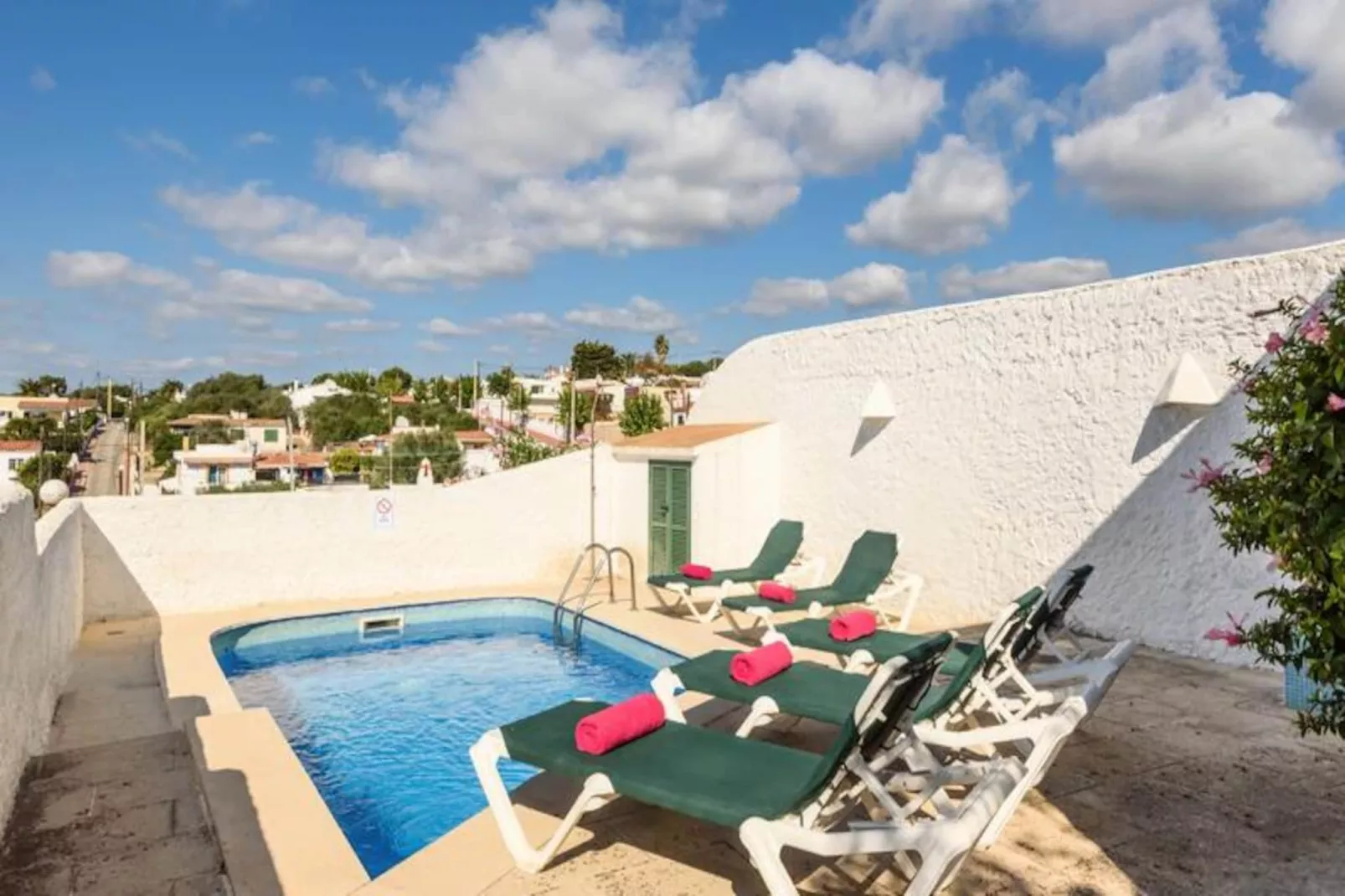 Maison à Cala'n Porter-Niet-getagd