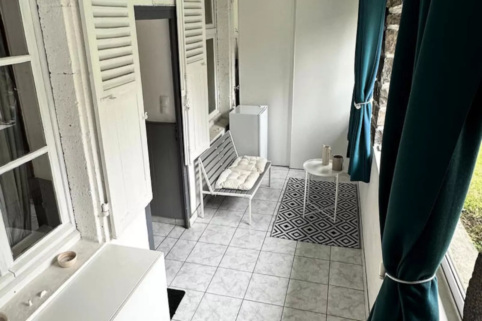 Maison à La Bourboule-Niet-getagd