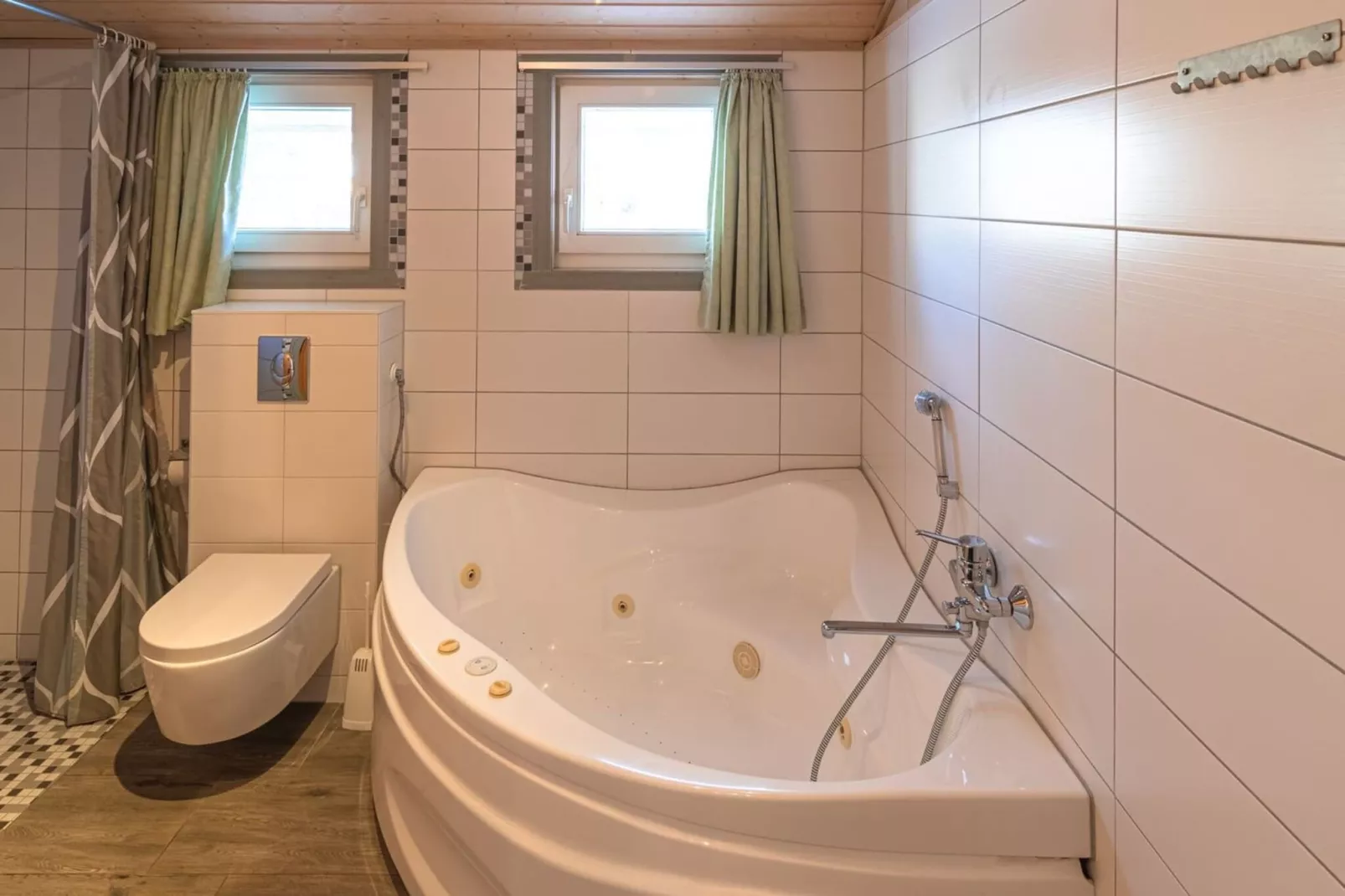 FH Seeschwalbe 96-Badkamer