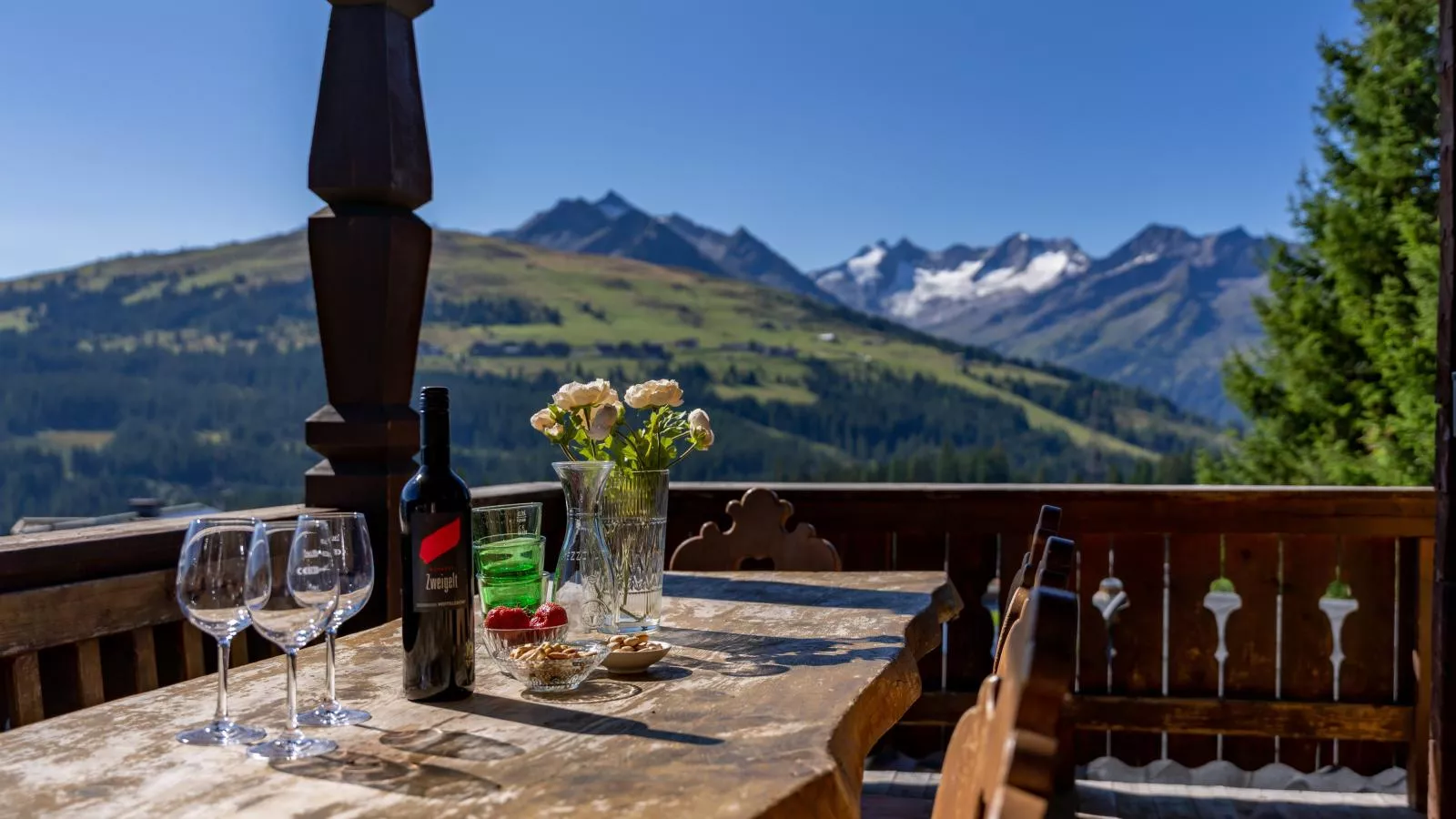 Chalet H Königsleiten-Terrasbalkon