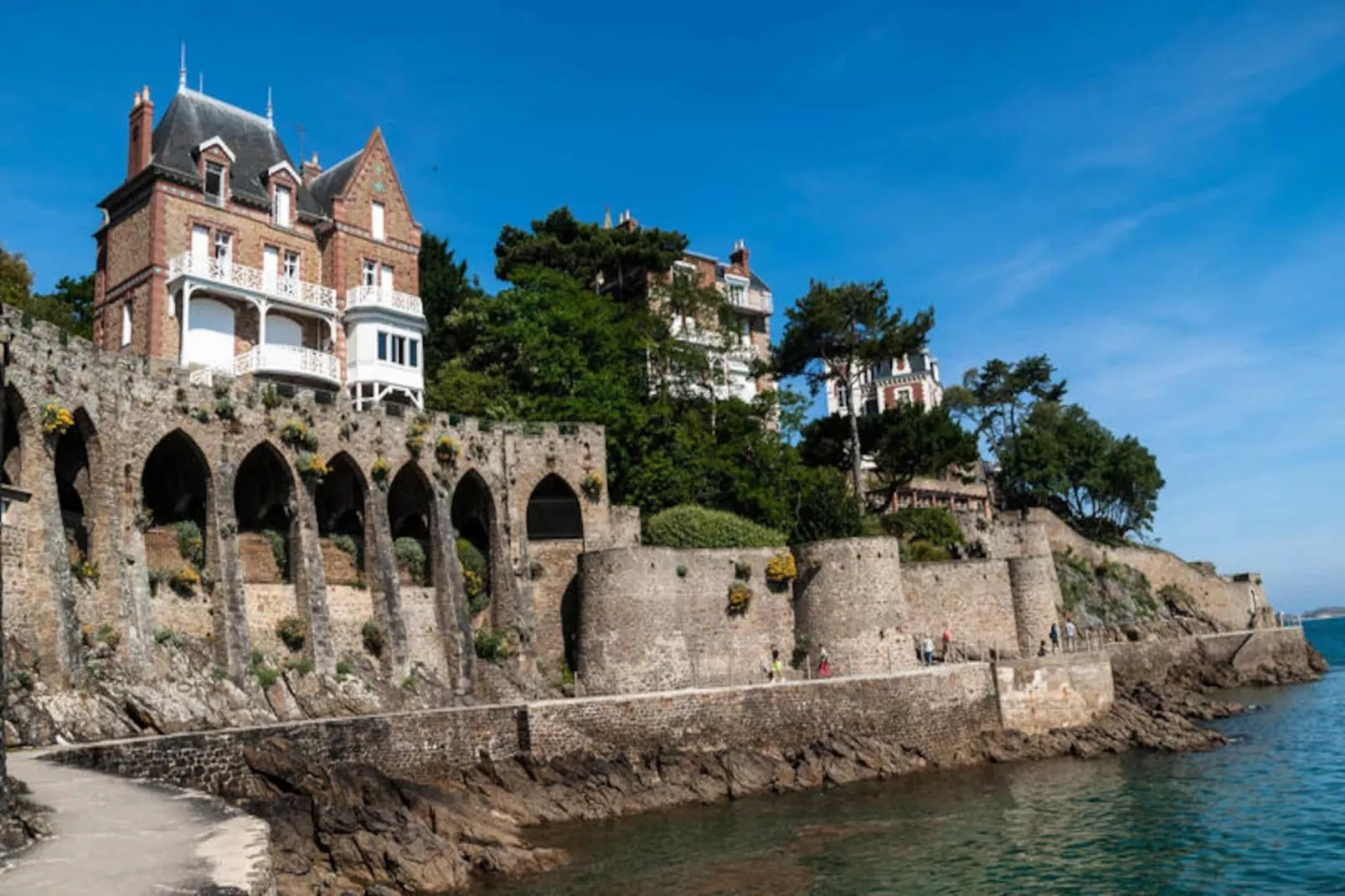 Maison à Dinard-Niet-getagd