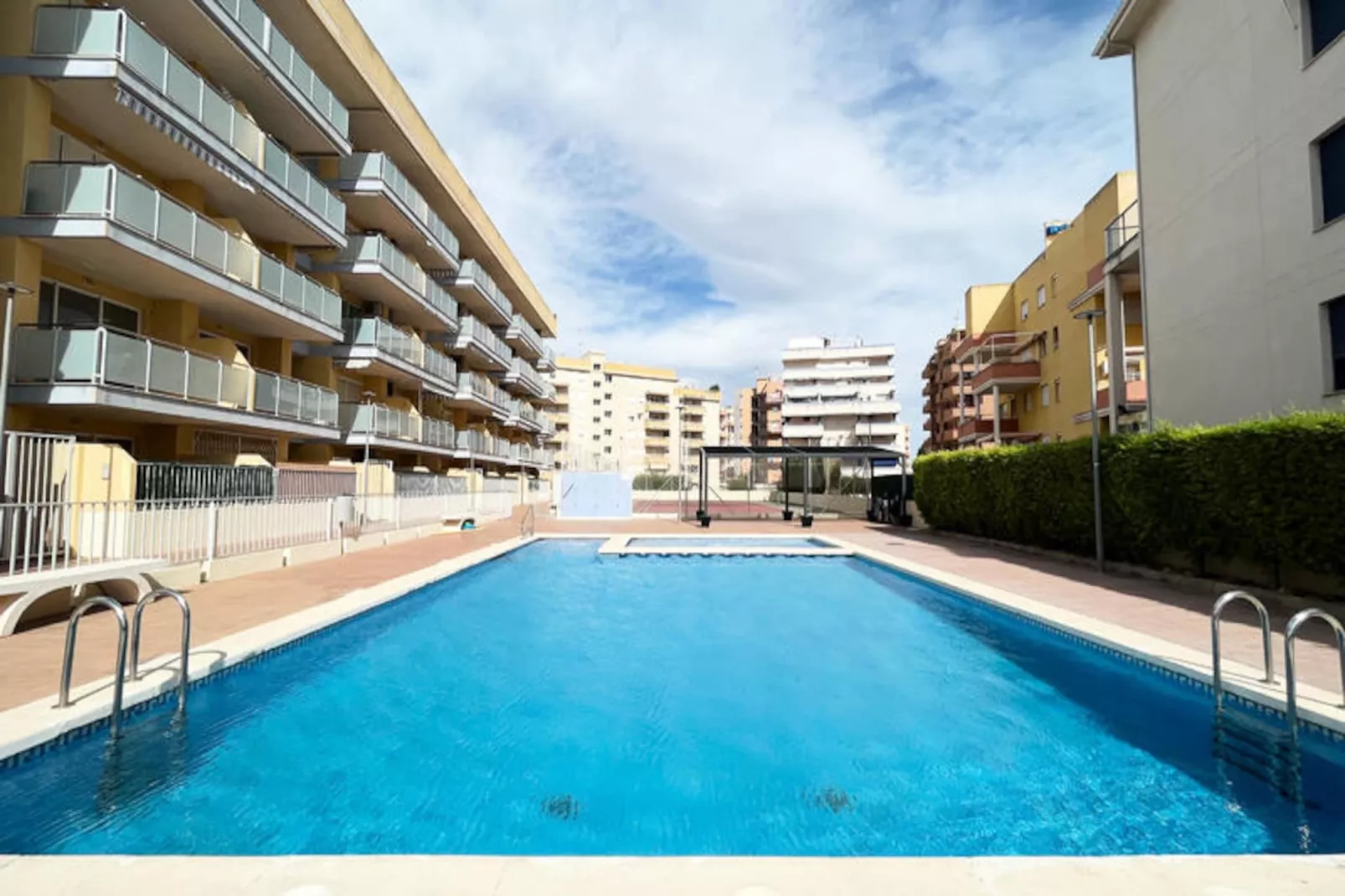 Appartements à Canet d'En Berenguer-Niet-getagd