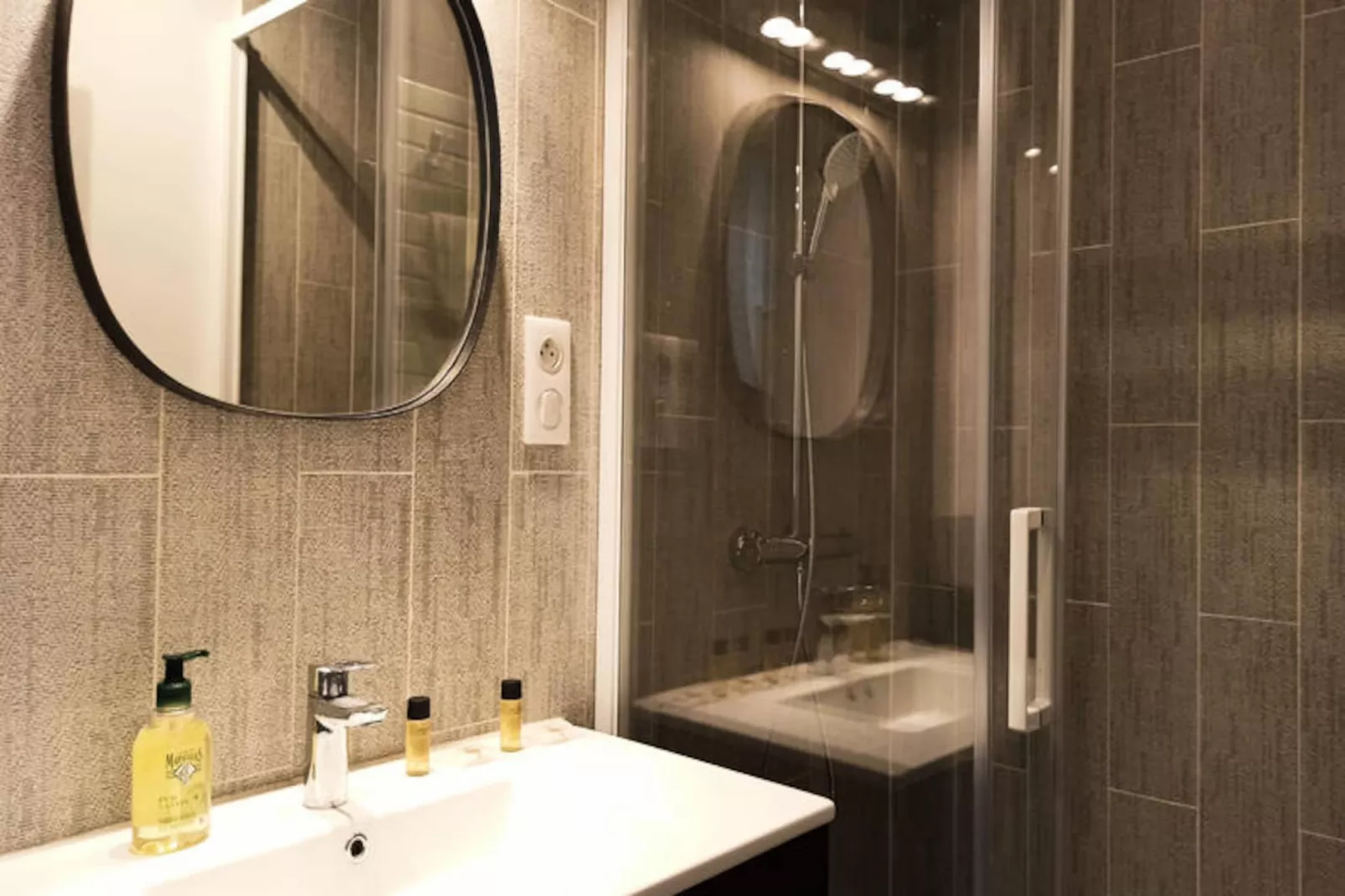 Appartements à Paris-Niet-getagd