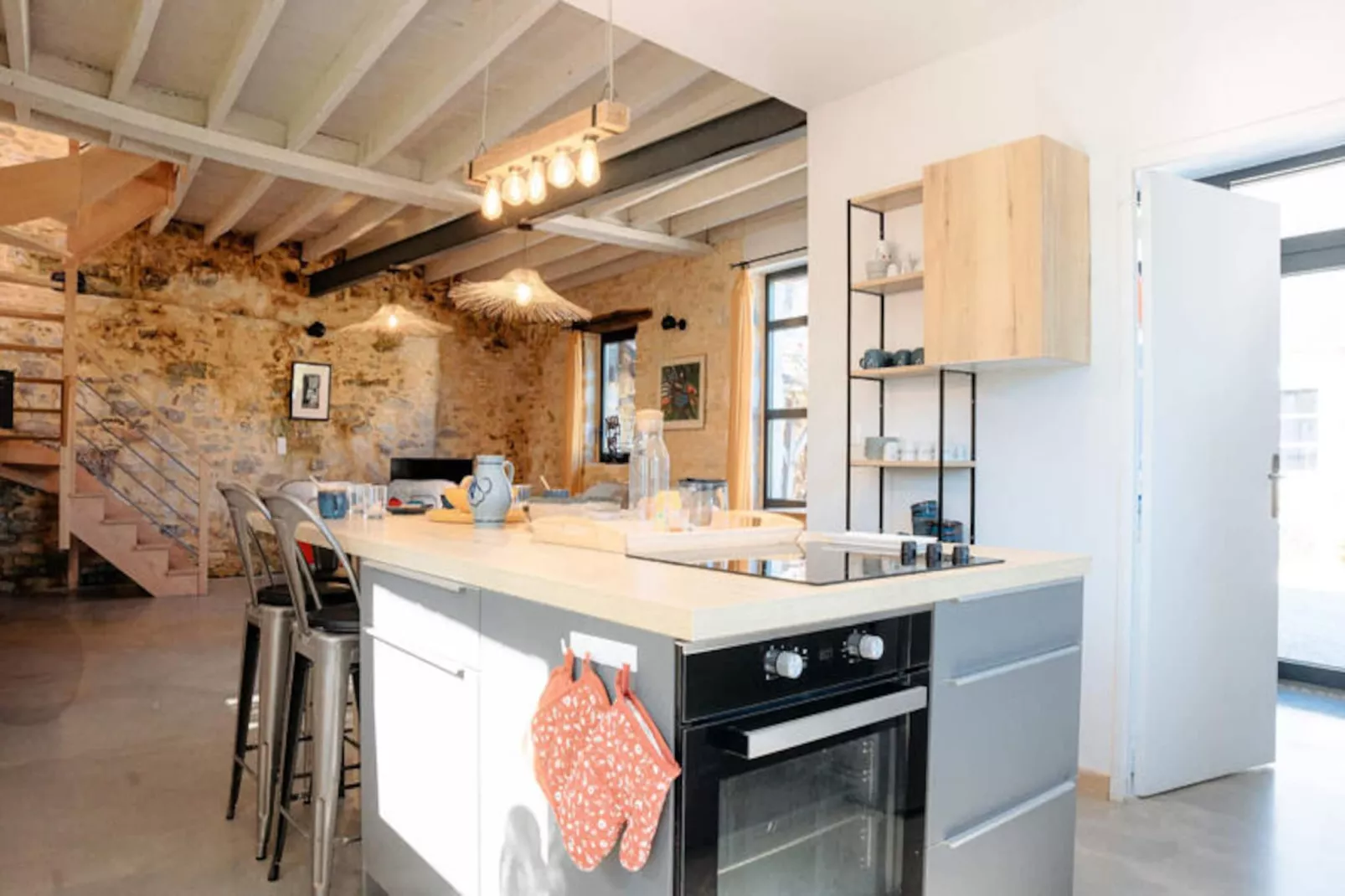 Maison à Coly-Niet-getagd