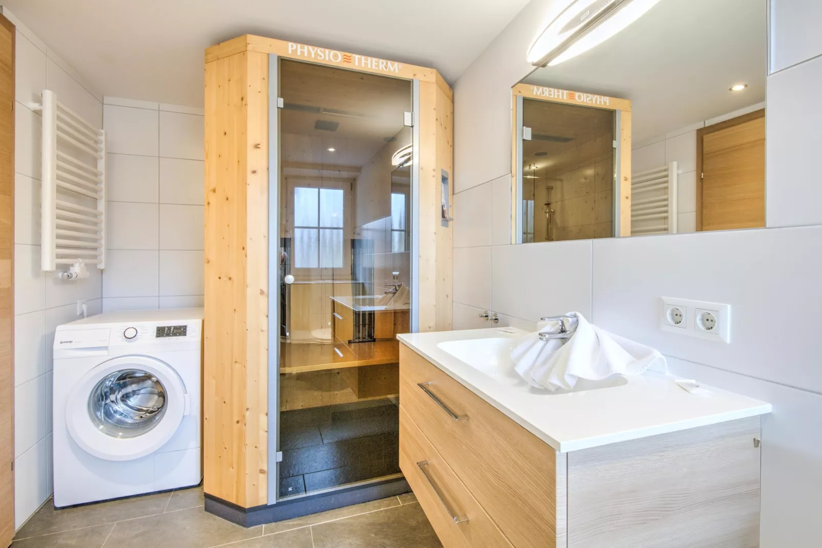 Brunner Apartment Top 4-Badkamer