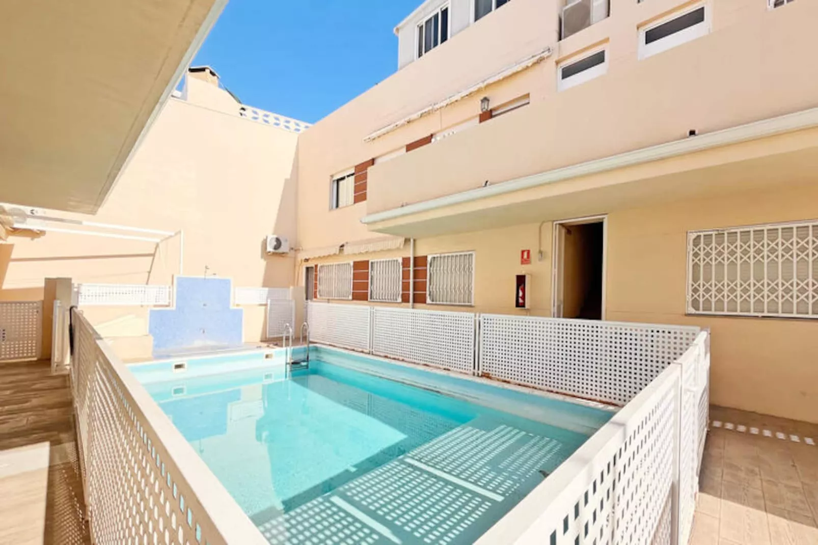 Appartements à Canet d'En Berenguer-Niet-getagd