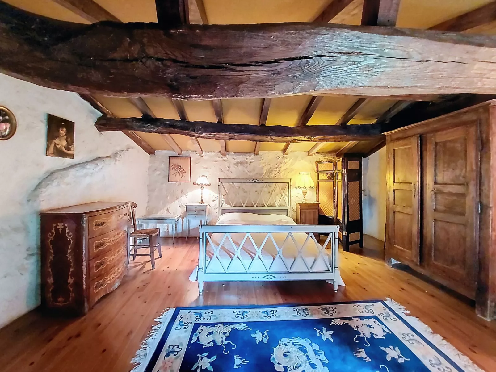 Les Vidalières-Binnen