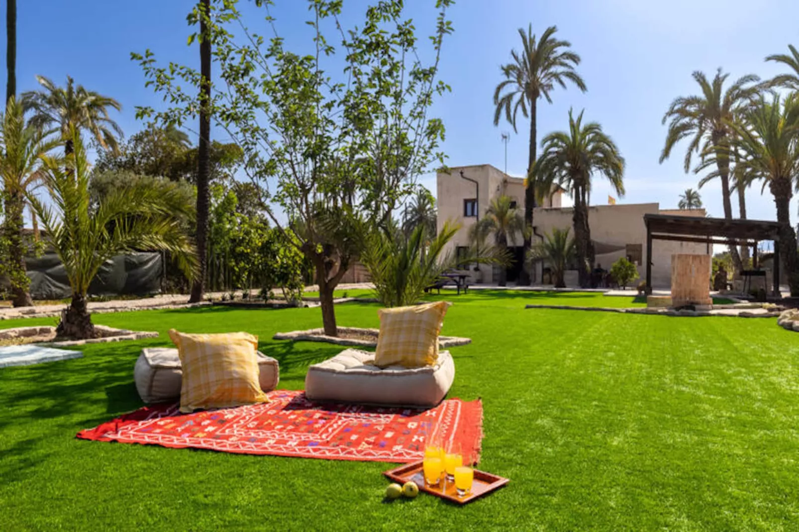 Maison à Elche-Niet-getagd